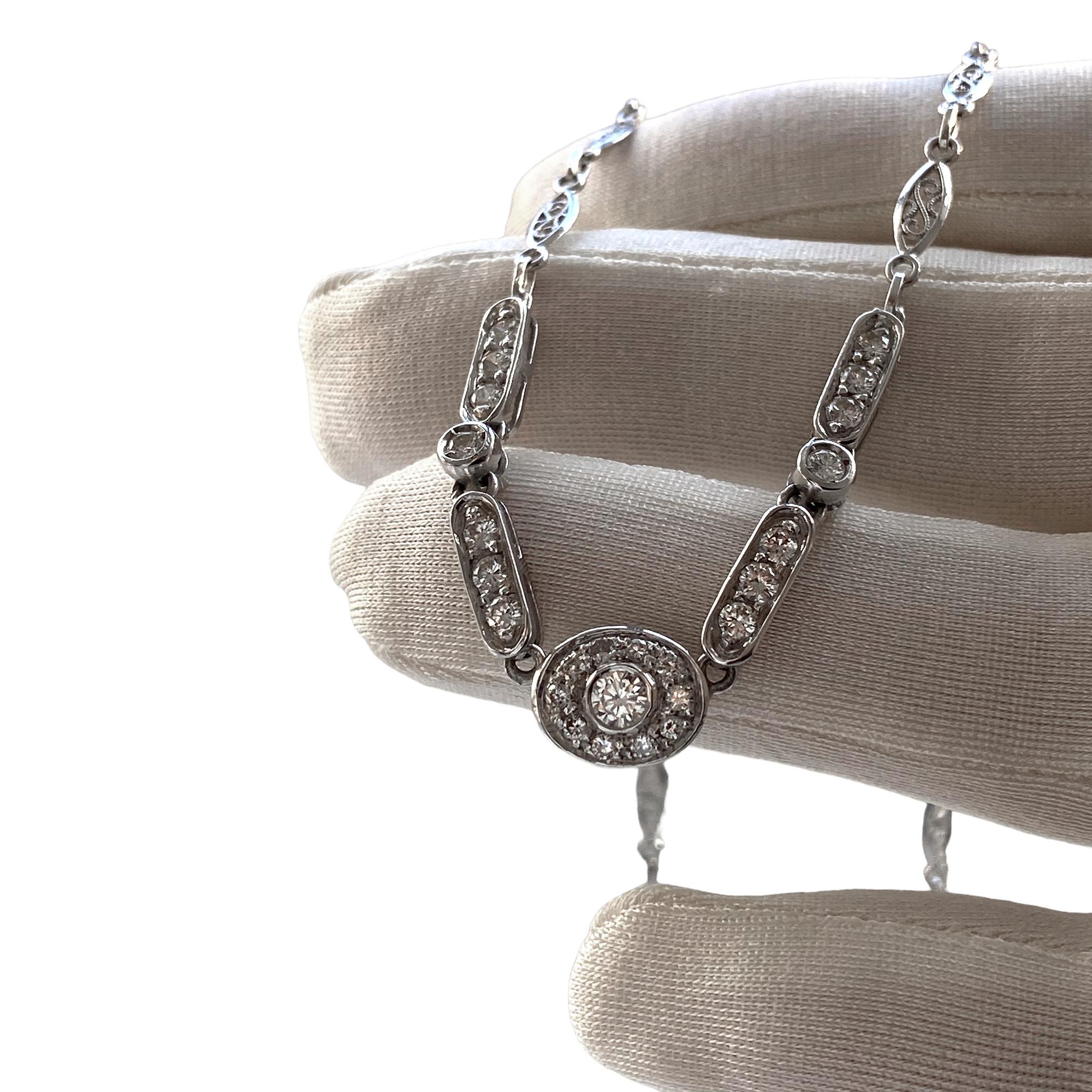 Round Cut Old Style Necklace with Natural White Diamonds, 18kt White Gold, Made in Italy For Sale