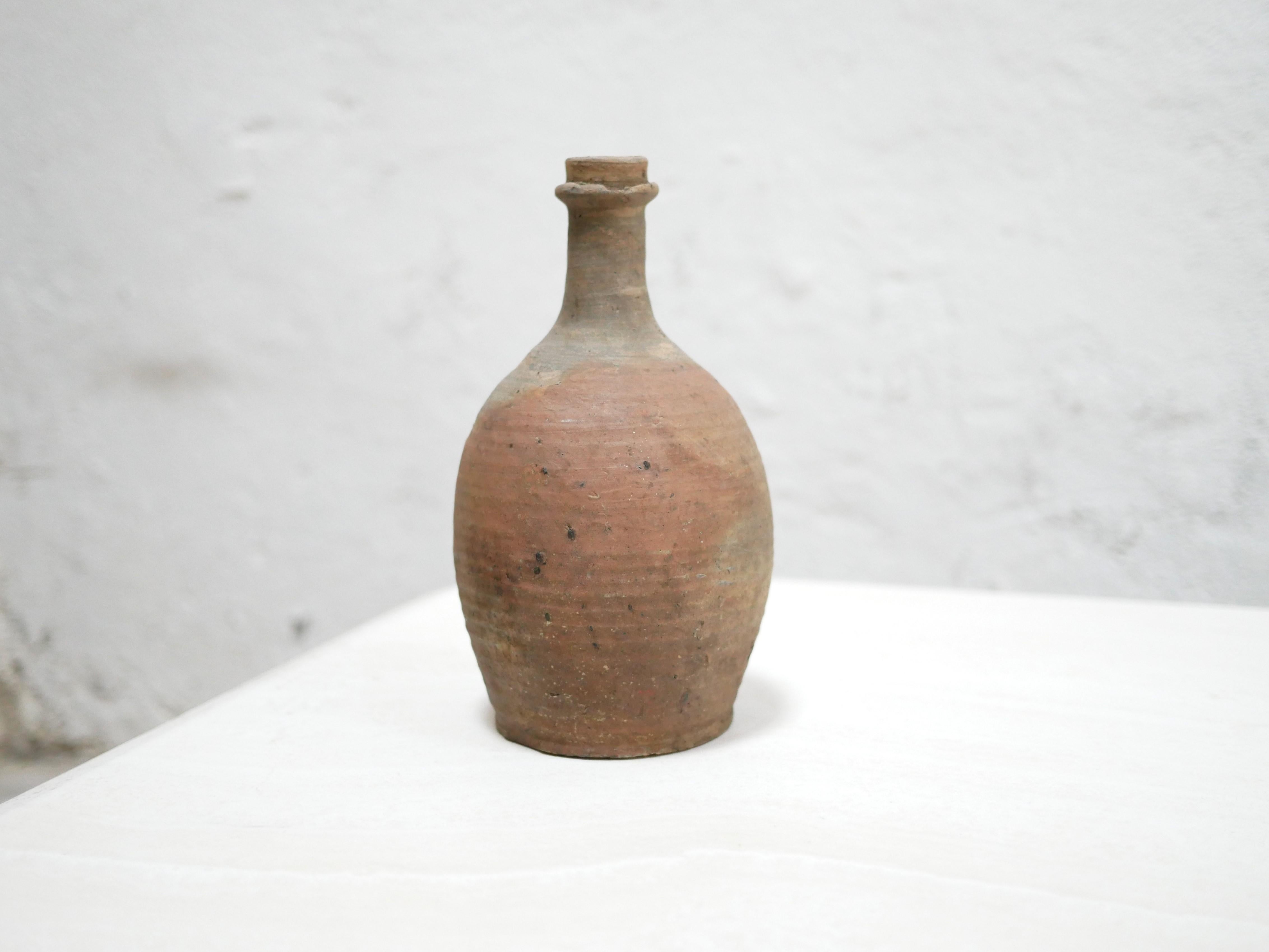 Old terracotta jar For Sale 2