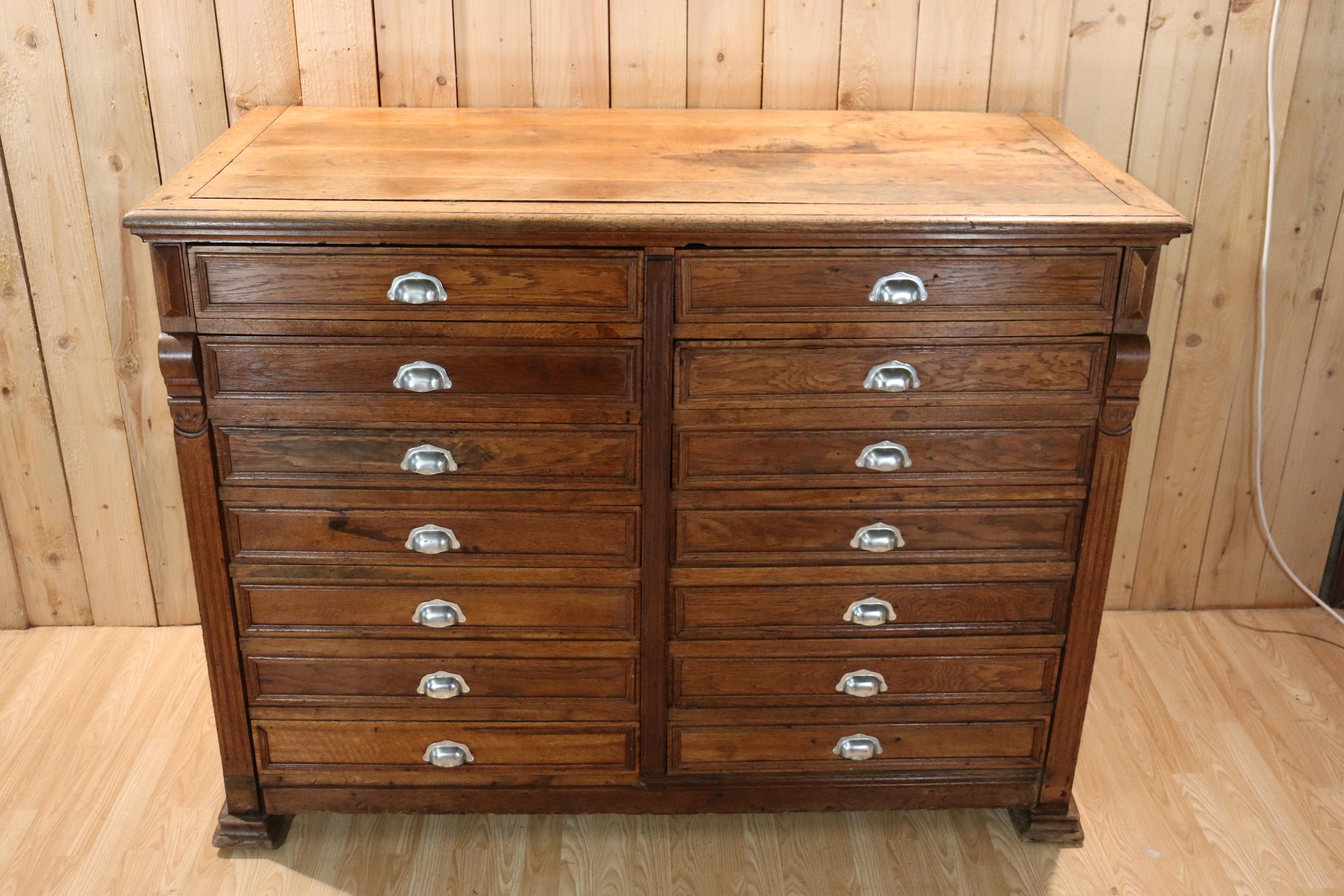 Old Trade Furniture, 14 Drawers In Fair Condition For Sale In Charmes, FR