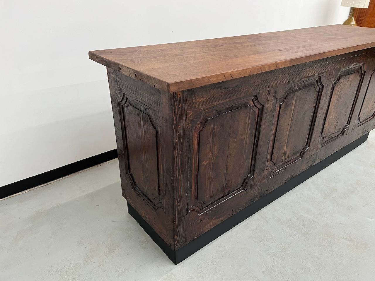 Mid-20th Century Old trading counter with drawers, fully restored.