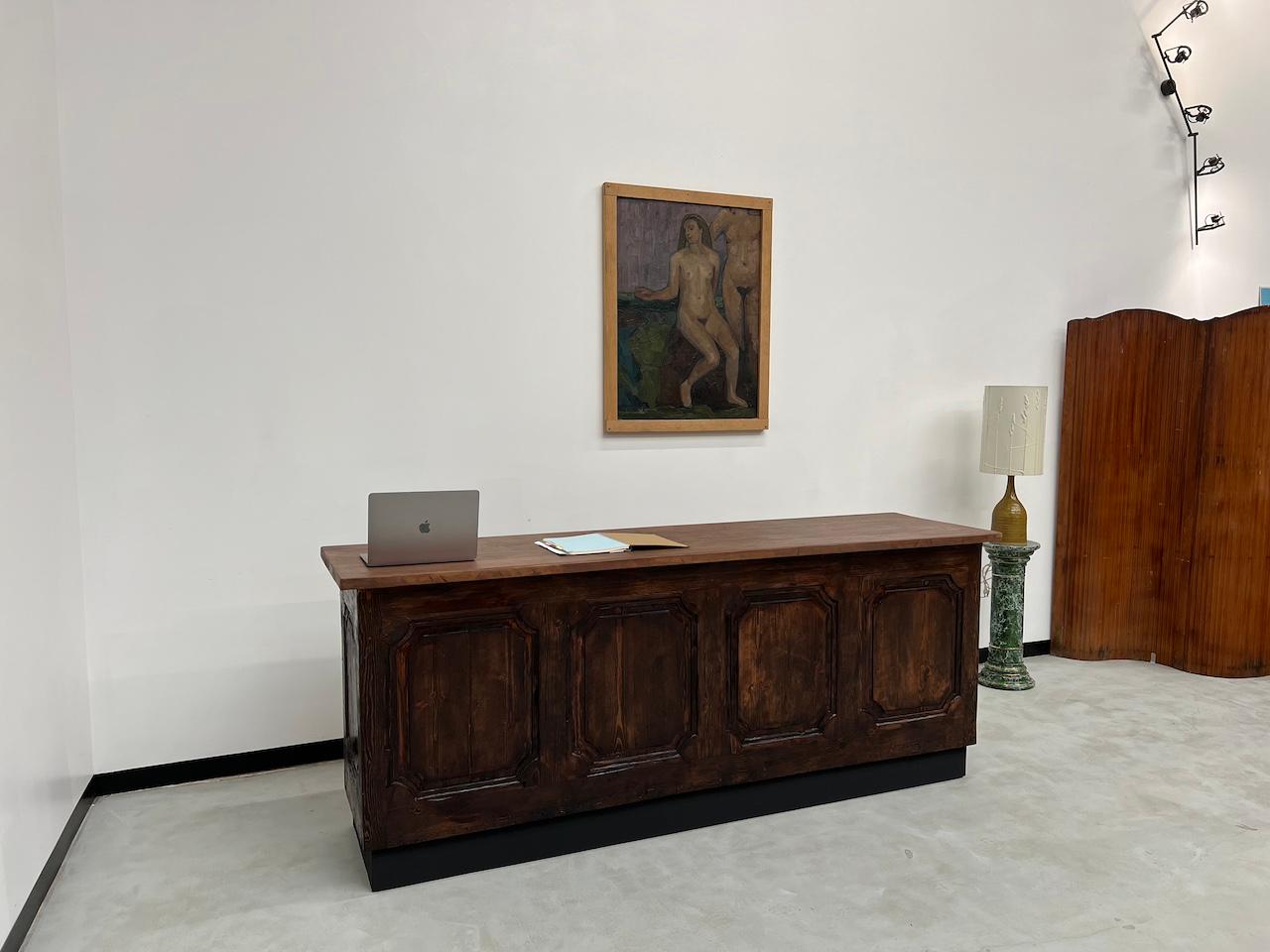 Old trading counter with drawers, fully restored. 1