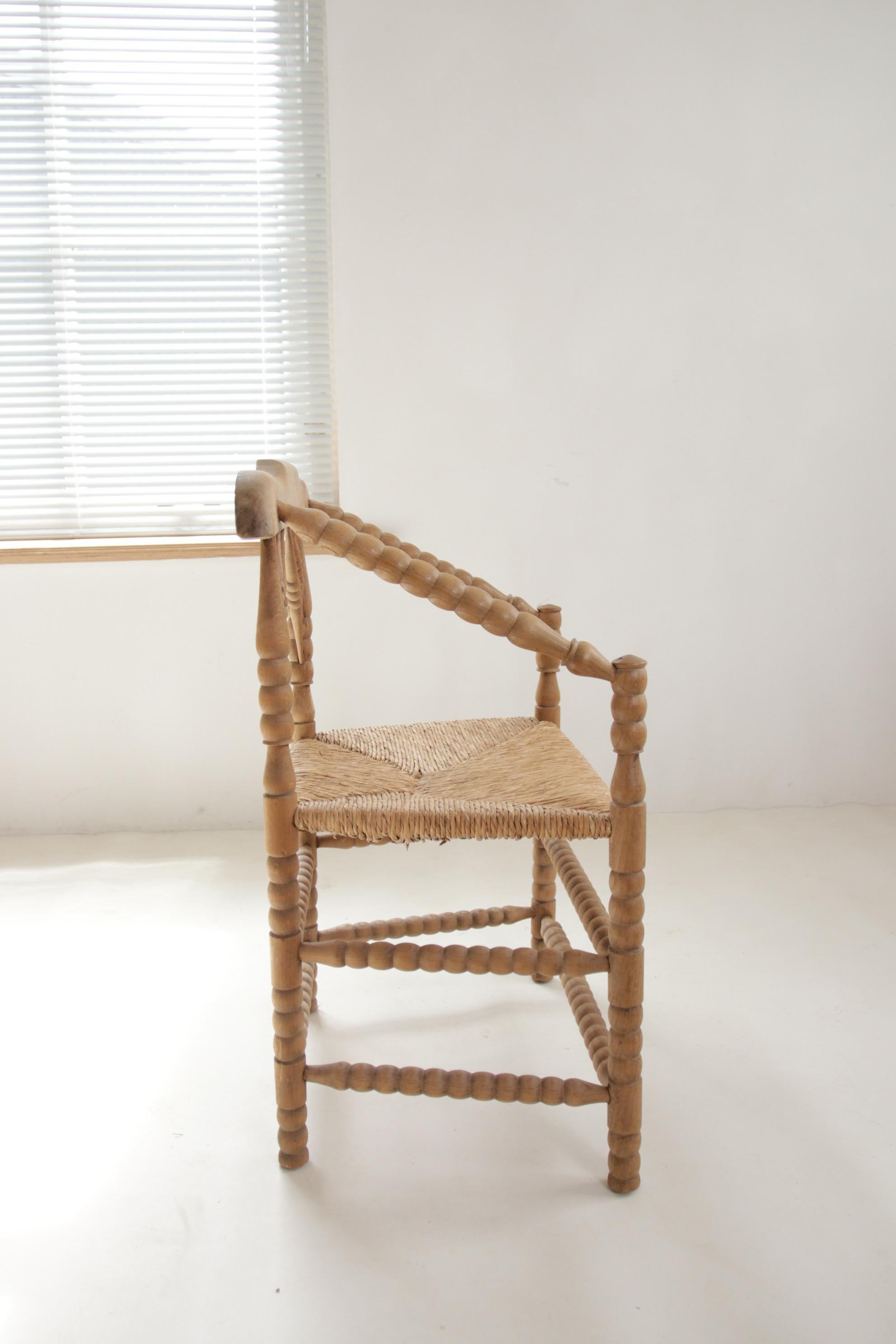 Old Traditional Rural Dutch design Oak and Rush chair  19th century For Sale 3