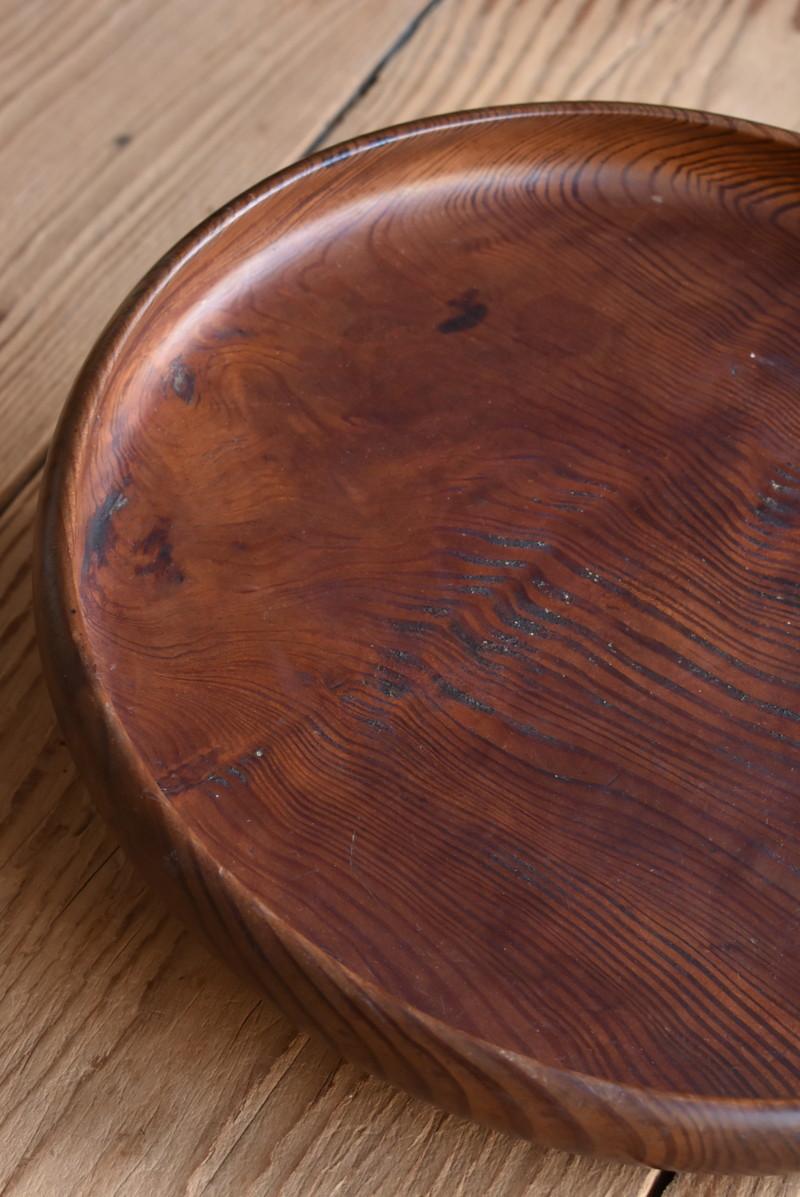 Showa Old Tray Made of Japanese Pine / 1920-1950 / Beautiful Round Wooden Tray/Mingei