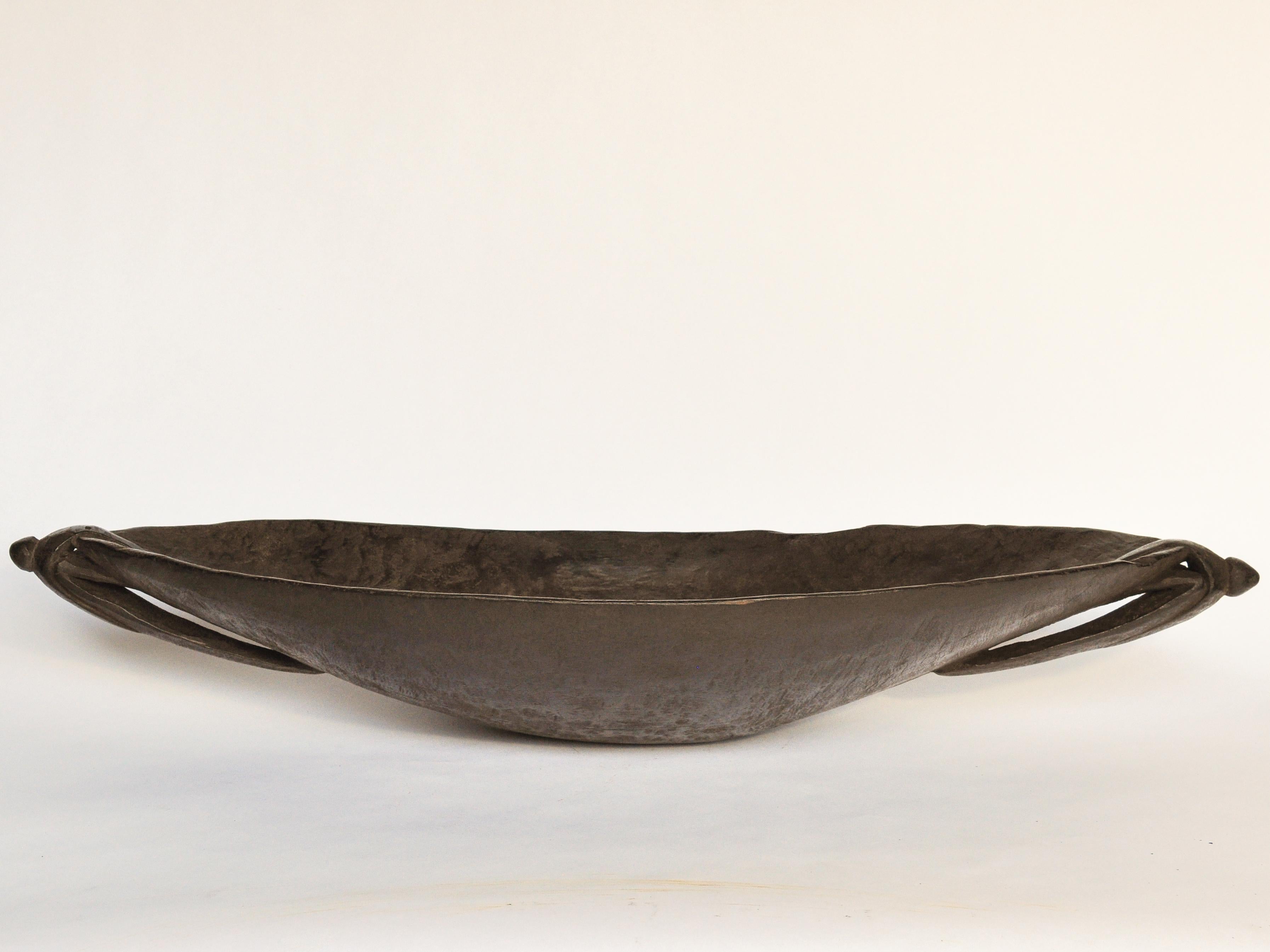 Hand-Crafted Old Tribal Wooden Bowl, Siassi Island Papua New Guinea, Mid-20th Century