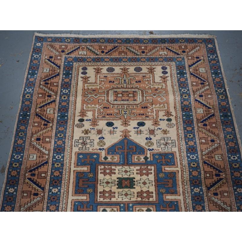 Old Turkish Kars-Teppich mit kaukasischem Kazak-Design, ca. 50 Jahre alt (Kasachisch) im Angebot