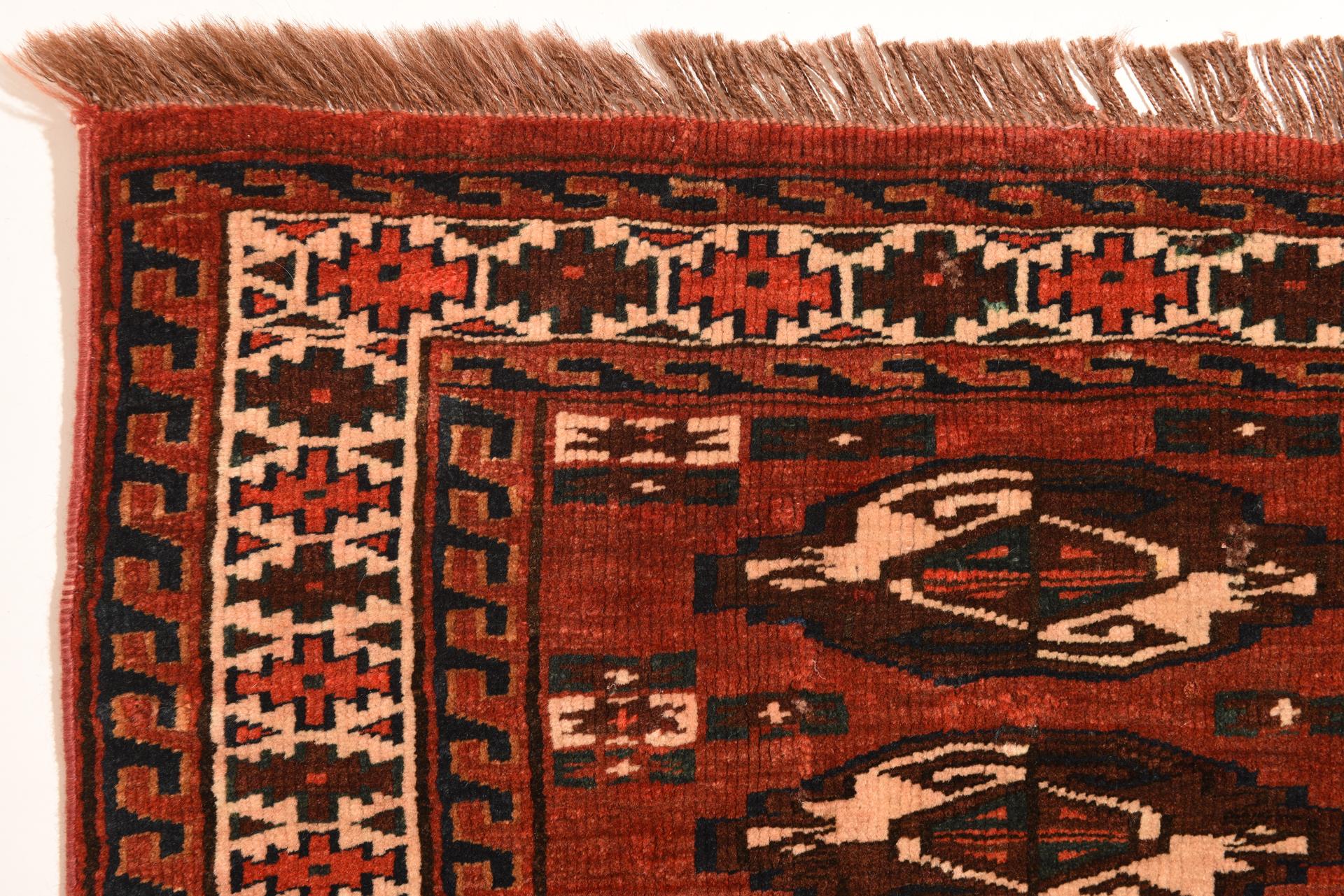 Laine Ancien petit tapis Turkoman en vente