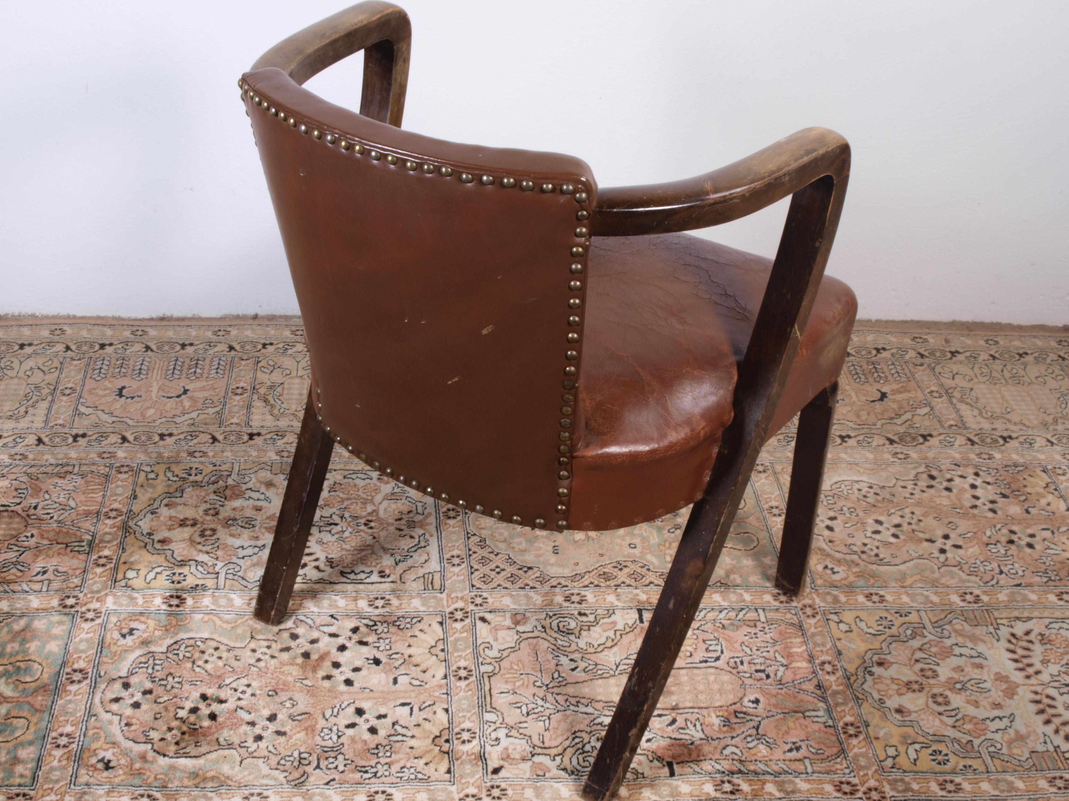 Old Unknown designer arm chair For Sale 3