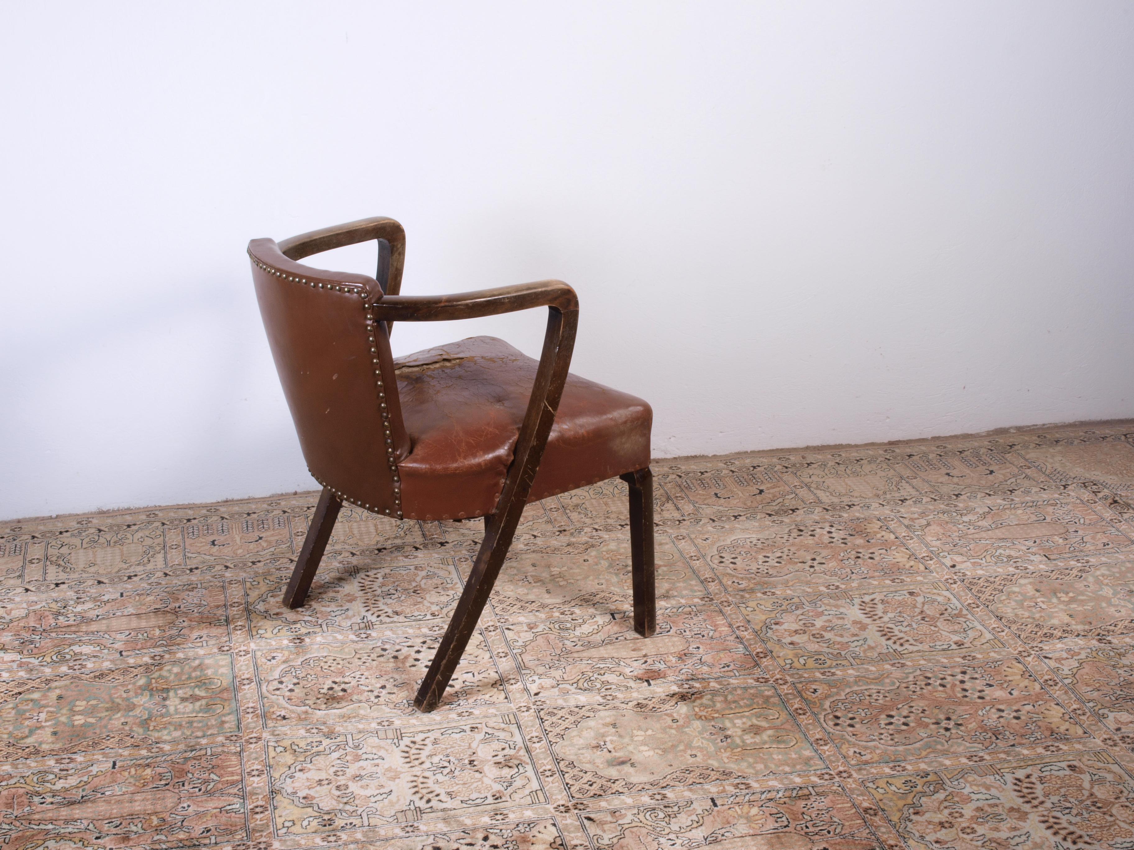 Old Unknown designer arm chair For Sale 5