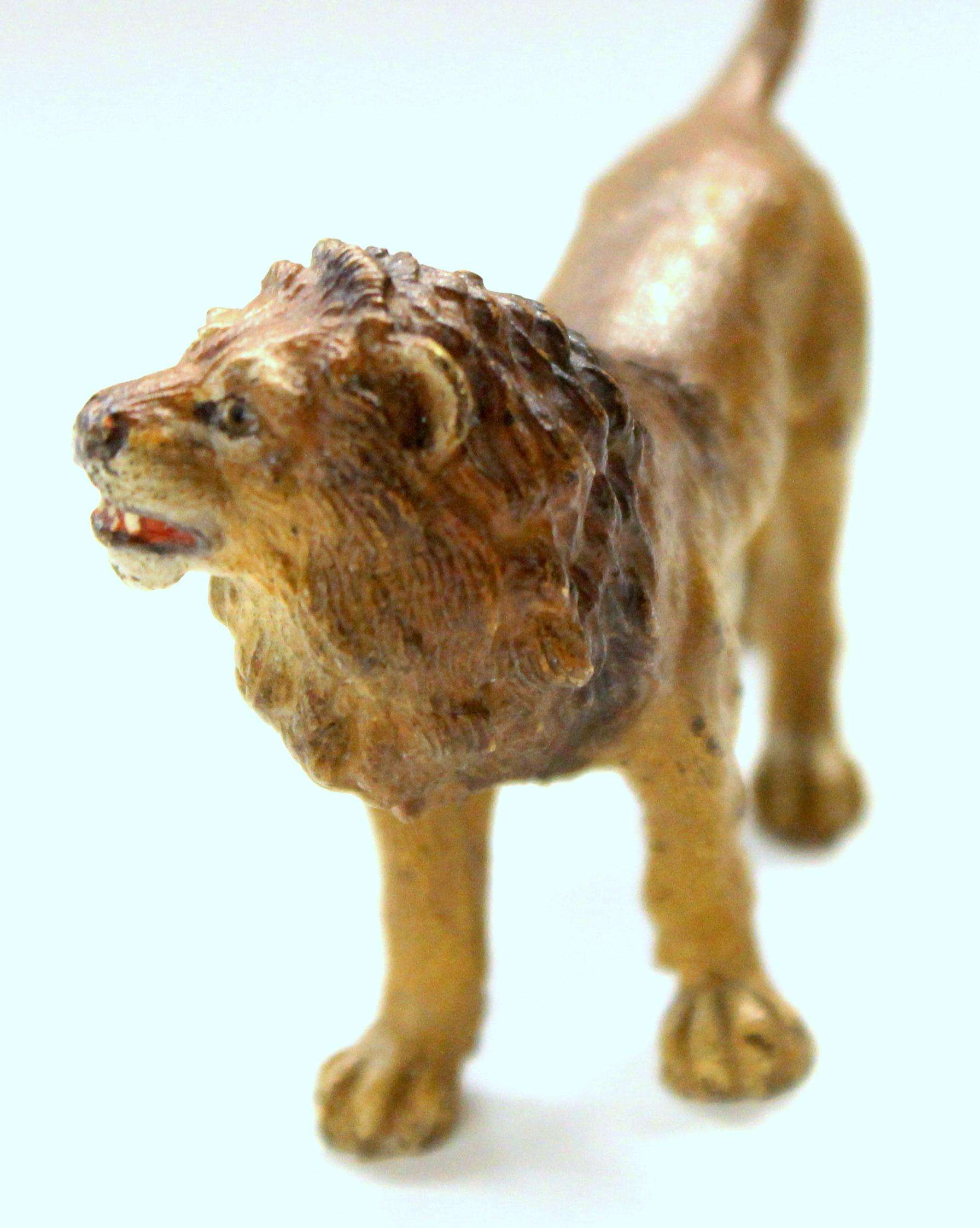 Old Vienna Bronze Cold-painted Figure of a small Lion, Franz Bergmann For Sale 3