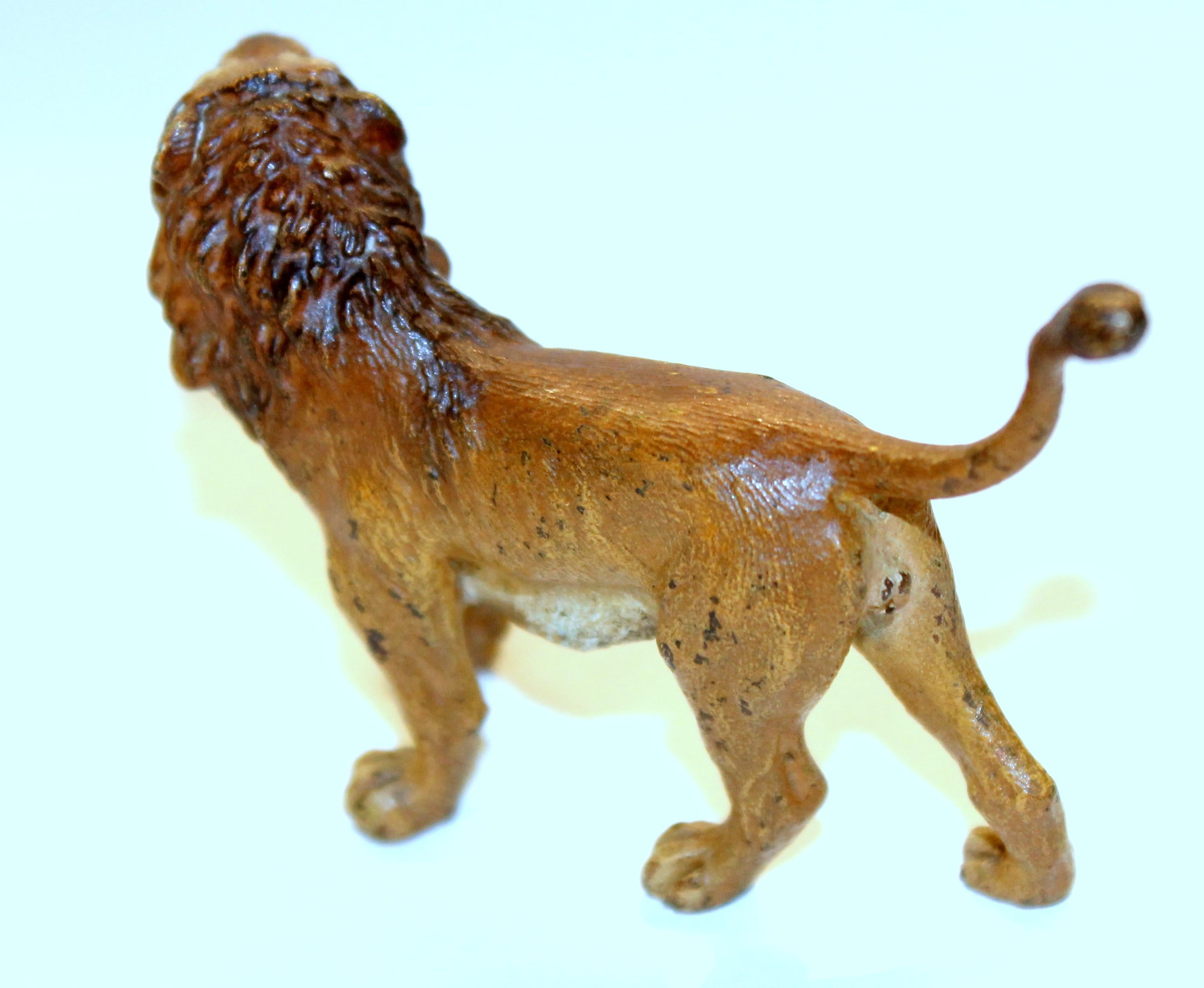 Old Vienna Bronze Cold-painted Figure of a small Lion, Franz Bergmann For Sale 5