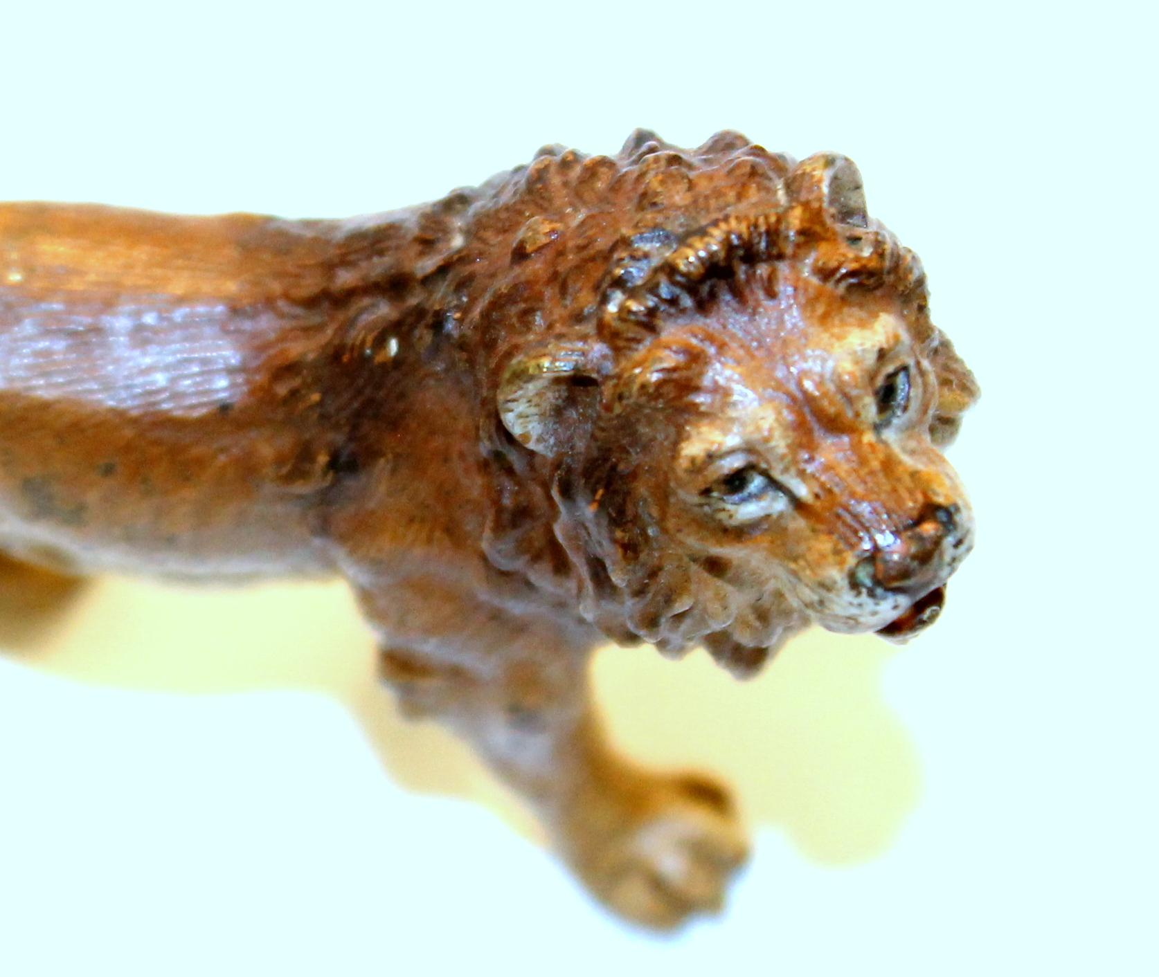 Old Vienna Bronze Cold-painted Figure of a small Lion, Franz Bergmann For Sale 2