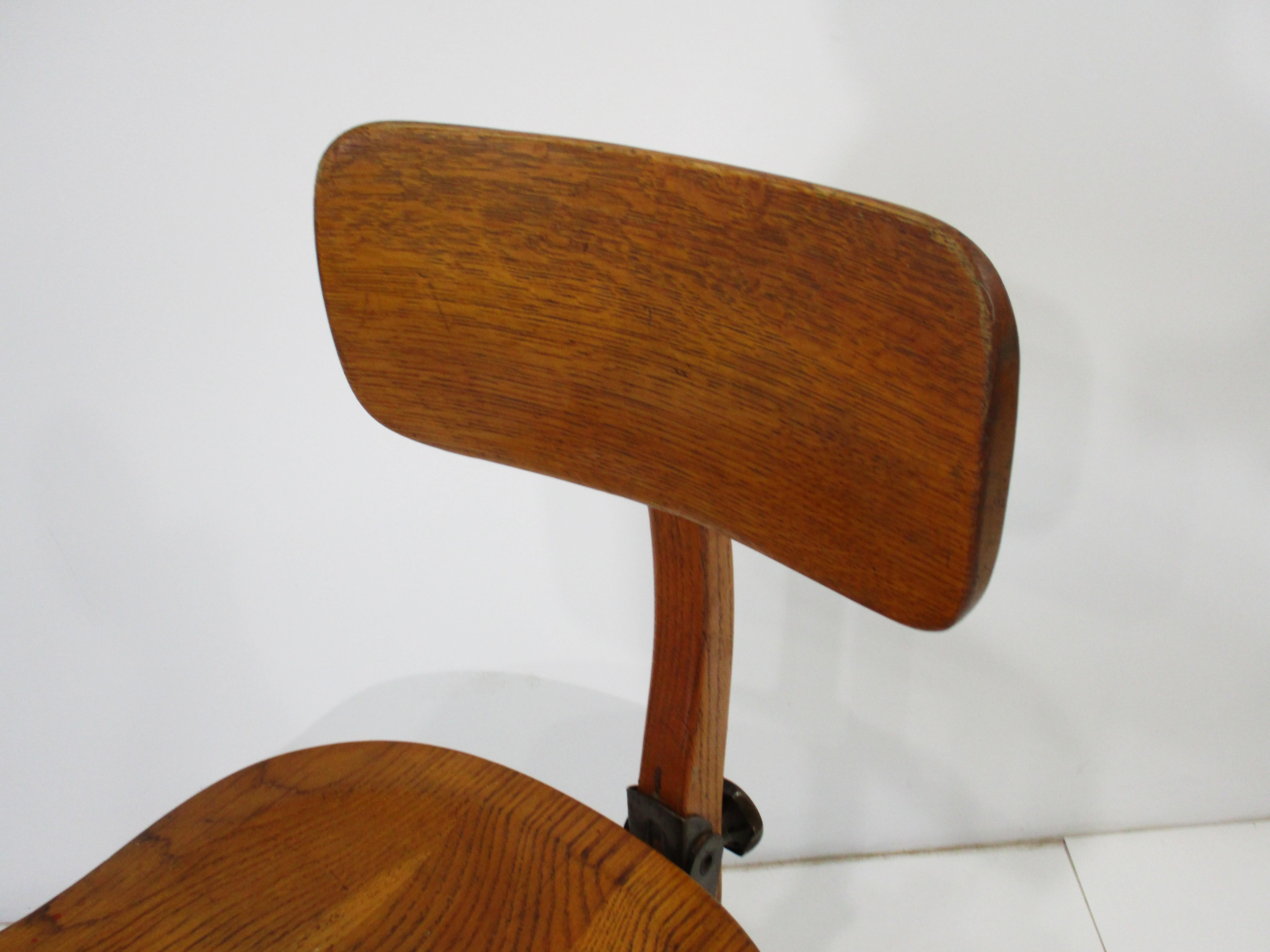 Metal Old Vintage Oak Wood Desk Chair For Sale