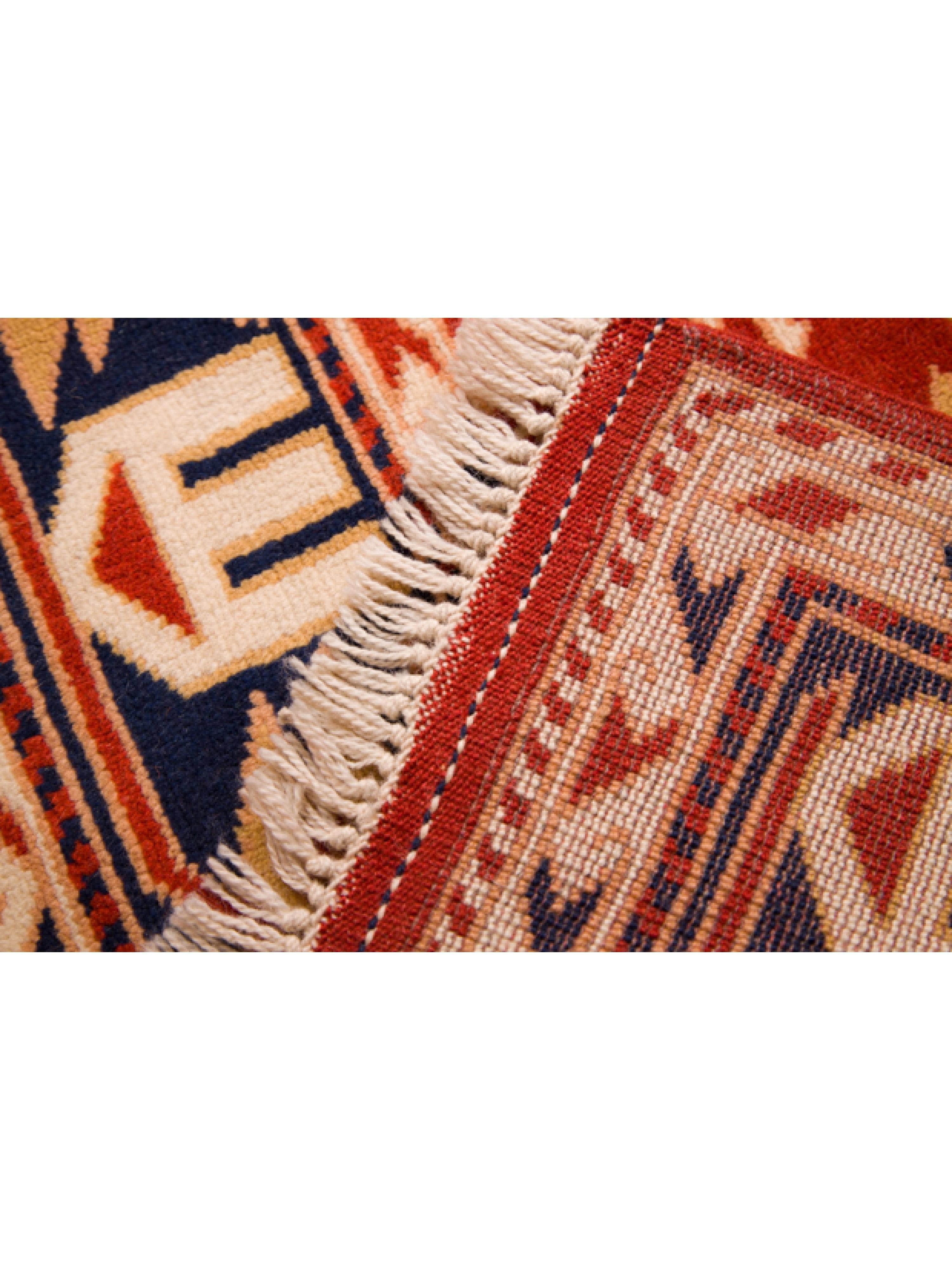 Alfombra Yuruk Nómada Vintage Antigua, Alfombra Yoruk Nómada Turca Cuadrada Tejida a Mano en Bueno estado para la venta en Tokyo, JP