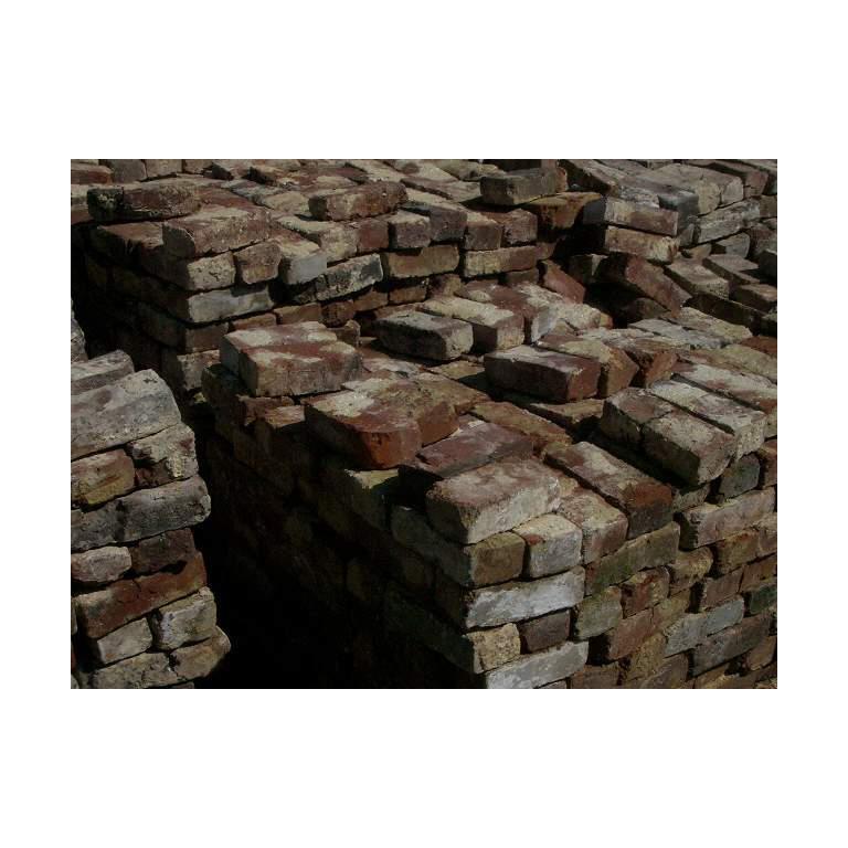 Bricks Old Cleaned In Good Condition For Sale In Gembloux, BE