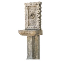 Old Wall Fountain – Antiker Brunnen – Antiker Brunnen – Kalksteinbrunnen – Alter handgeschnitzter Waschbecken