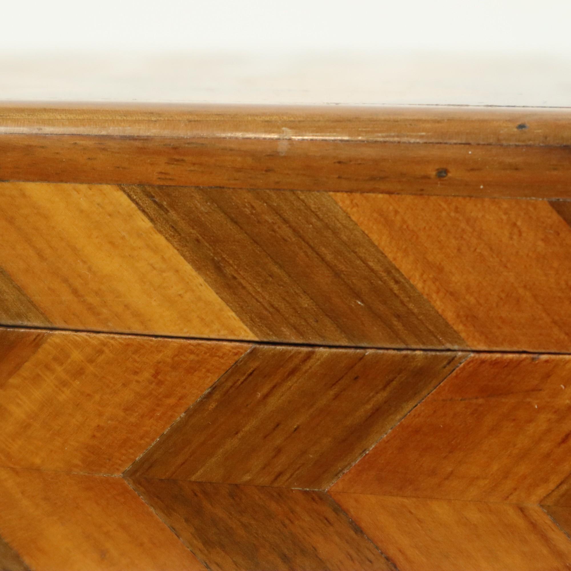 Vecchia scatola di legno per gioielli con intarsio Chevron Art Deco in vendita 6