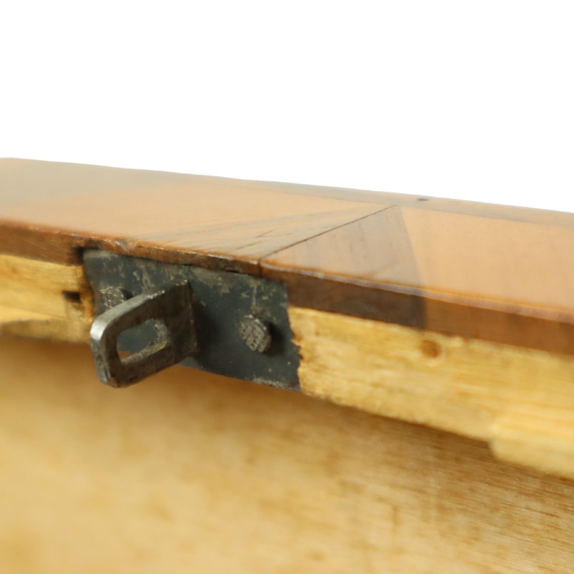 Vecchia scatola di legno per gioielli con intarsio Chevron Art Deco in vendita 12