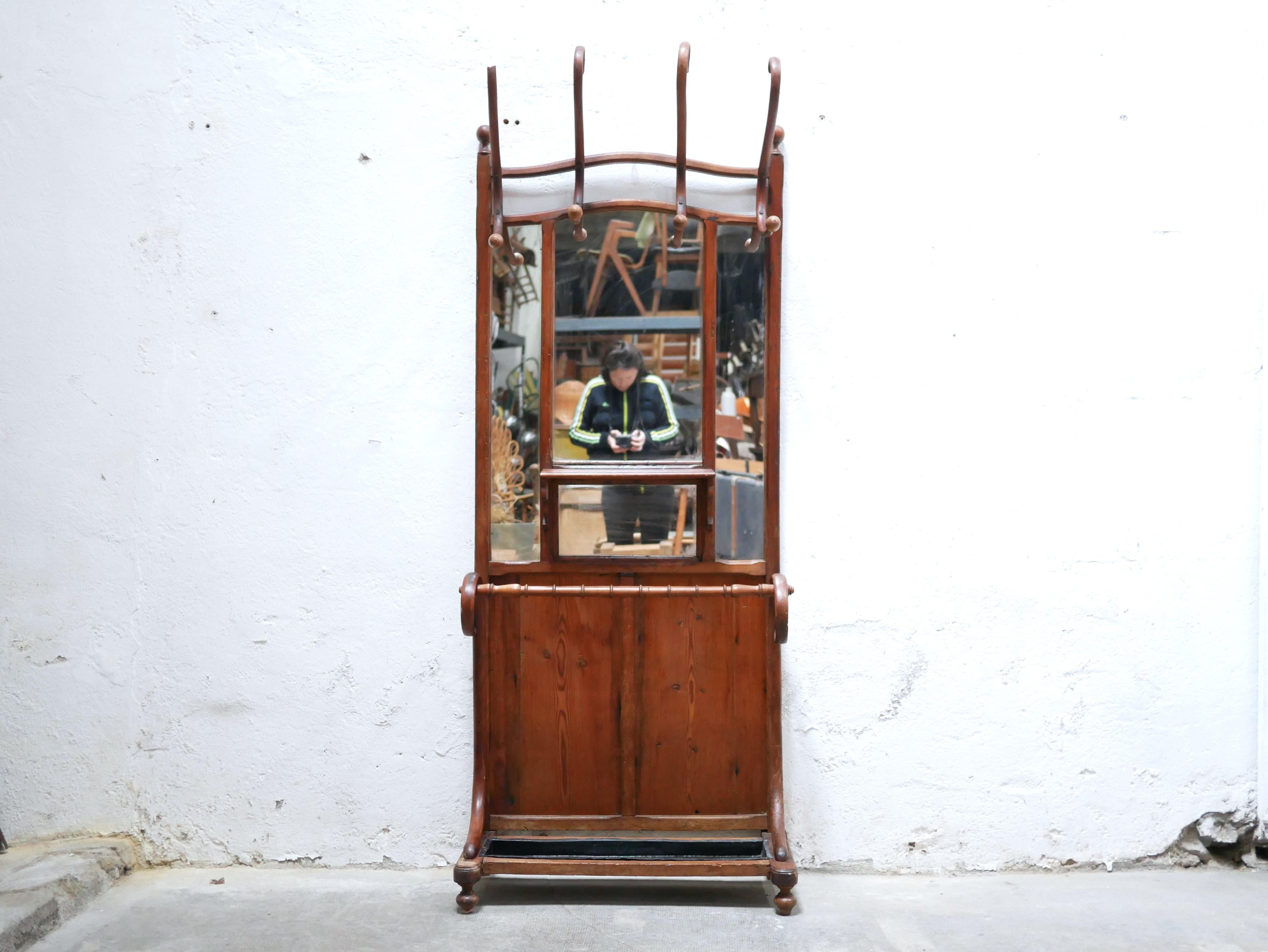 Old wooden locker room coat rack 6