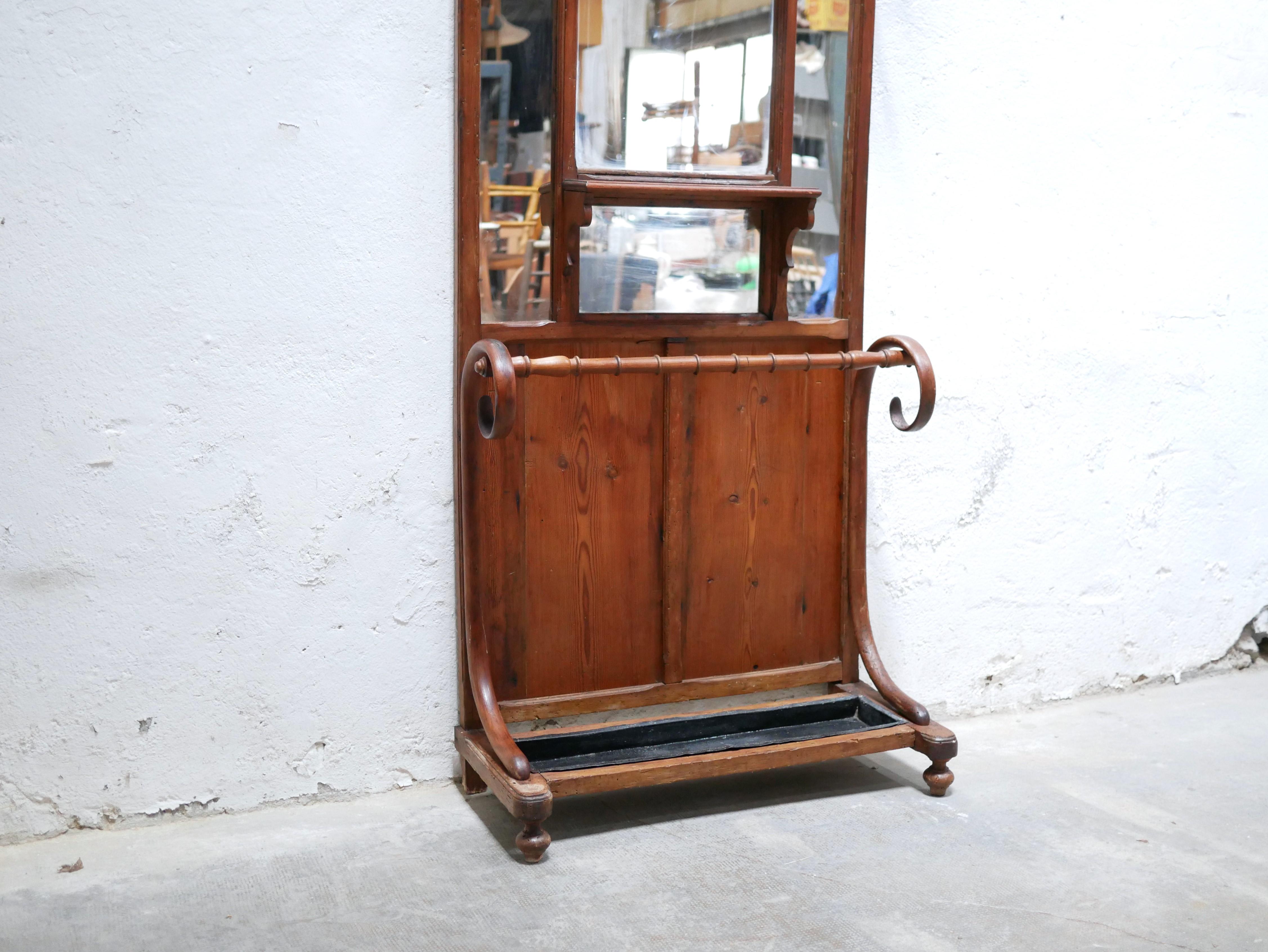 Old wooden locker room coat rack 3