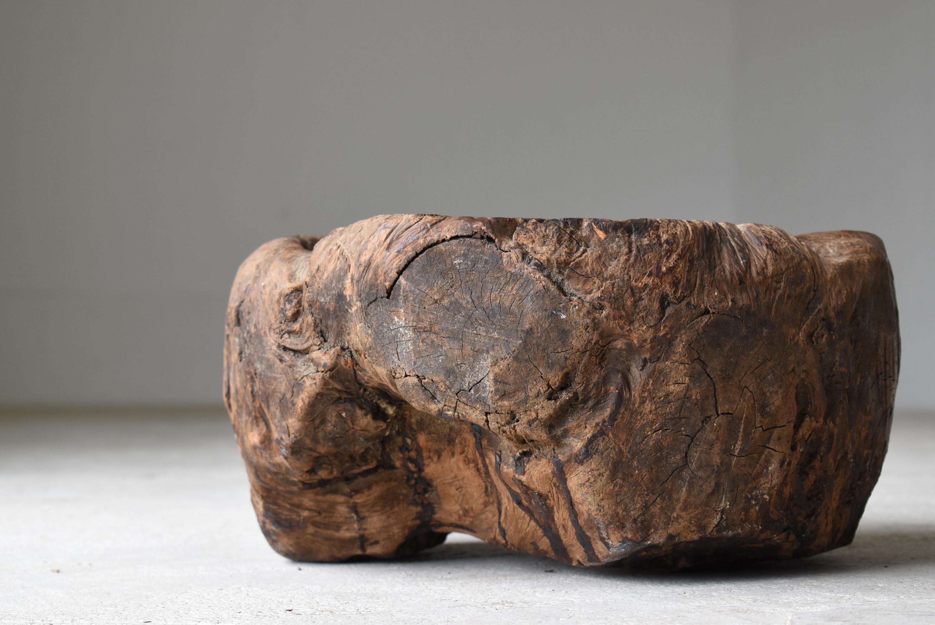 Old Wooden Mortar One Knife Carving/Antique Primitive Bowl Mingei Folk Art For Sale 4