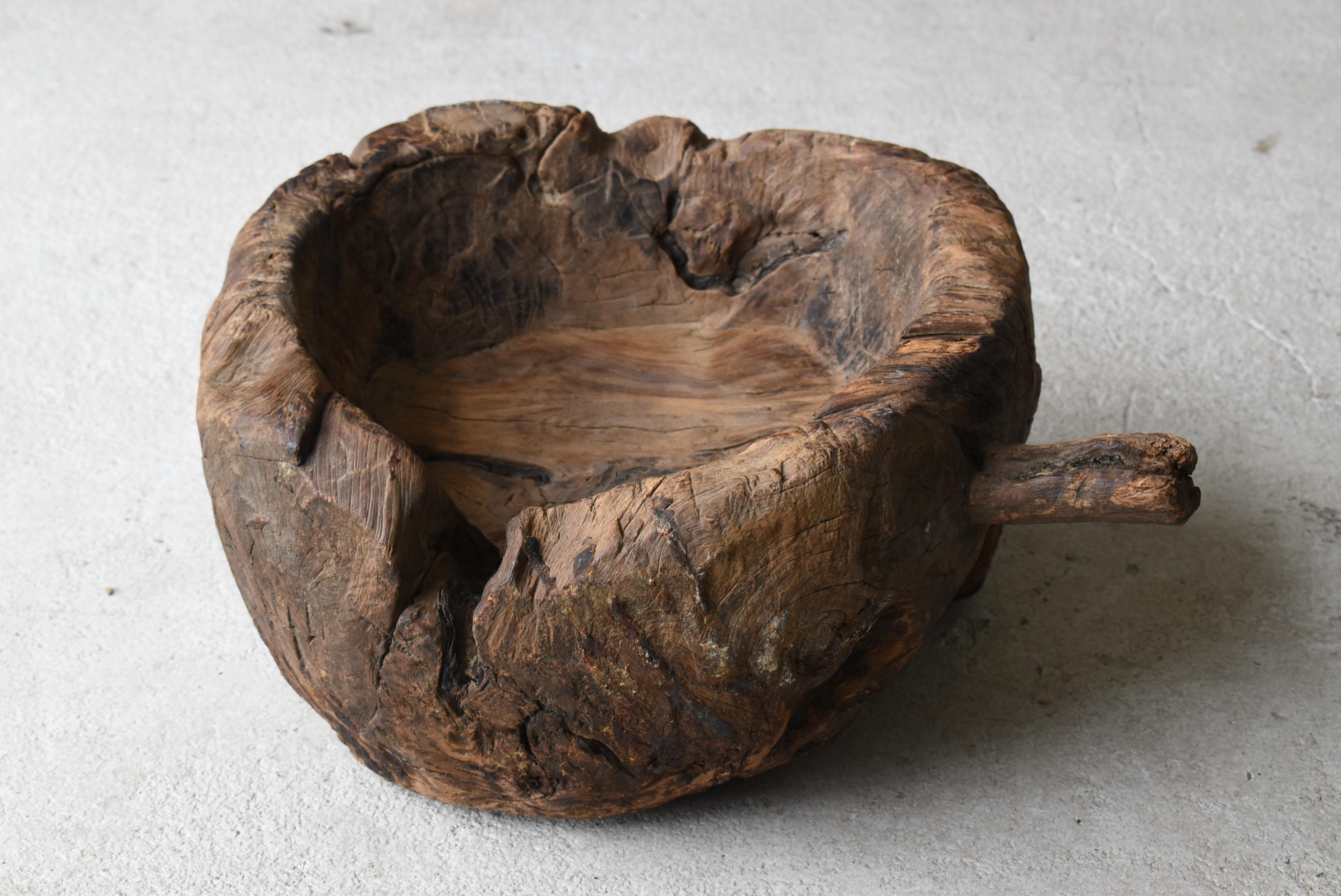 Old Wooden Mortar One Knife Carving/Antique Primitive Bowl Mingei Folk Art For Sale 5