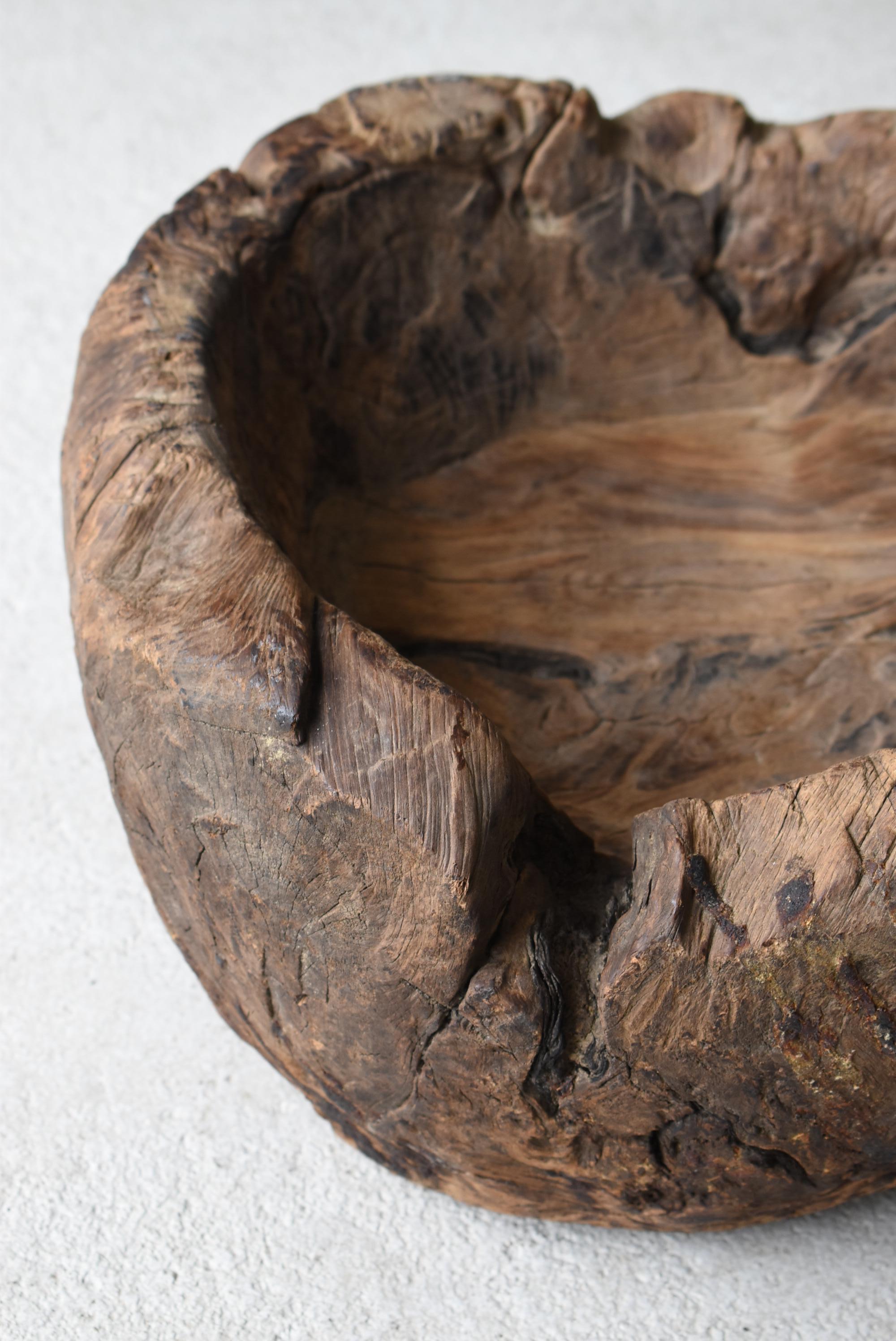 Old Wooden Mortar One Knife Carving/Antique Primitive Bowl Mingei Folk Art For Sale 7