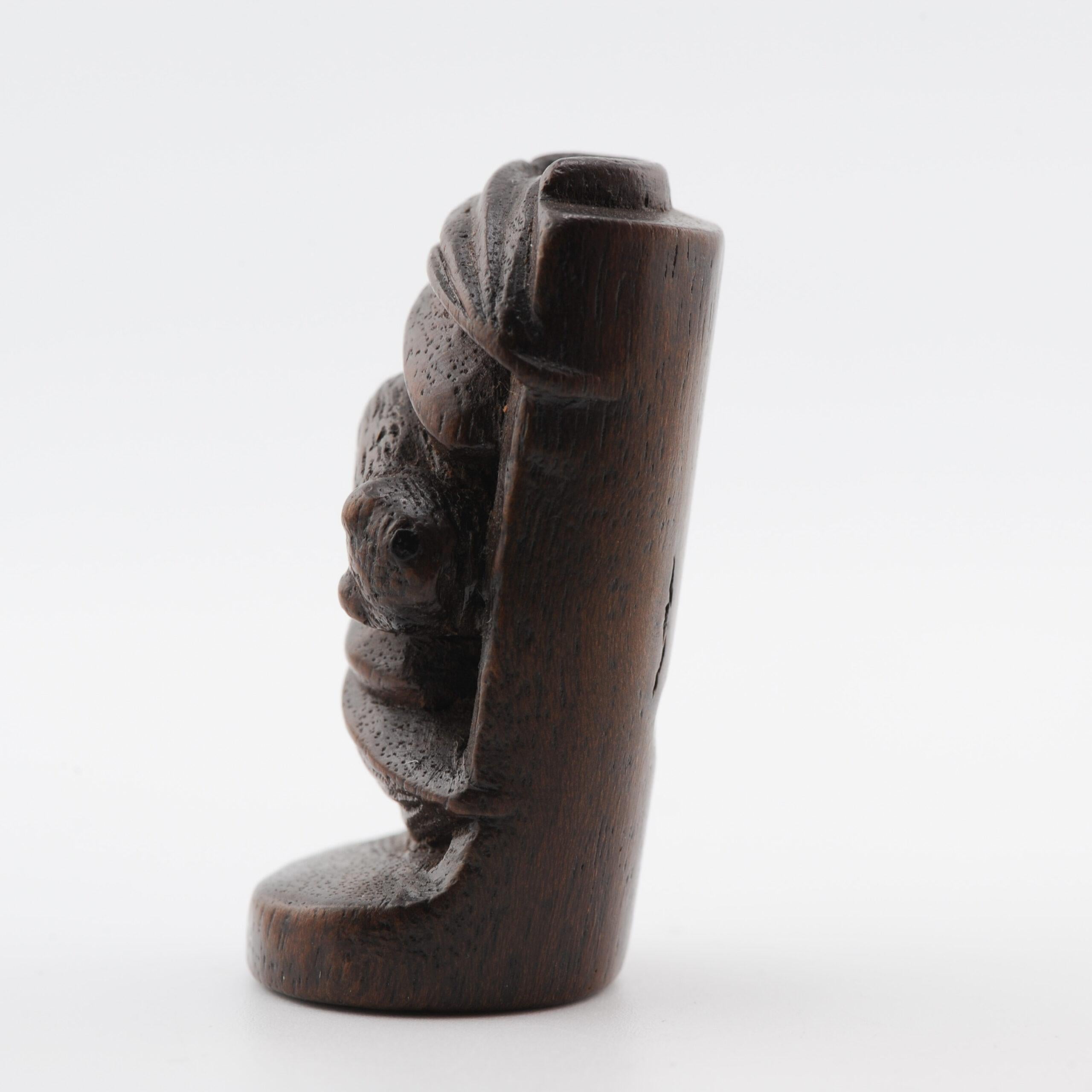 Old Wooden Netsuke 19/20th C Japanese Japan BAT Meiji Period For Sale 8