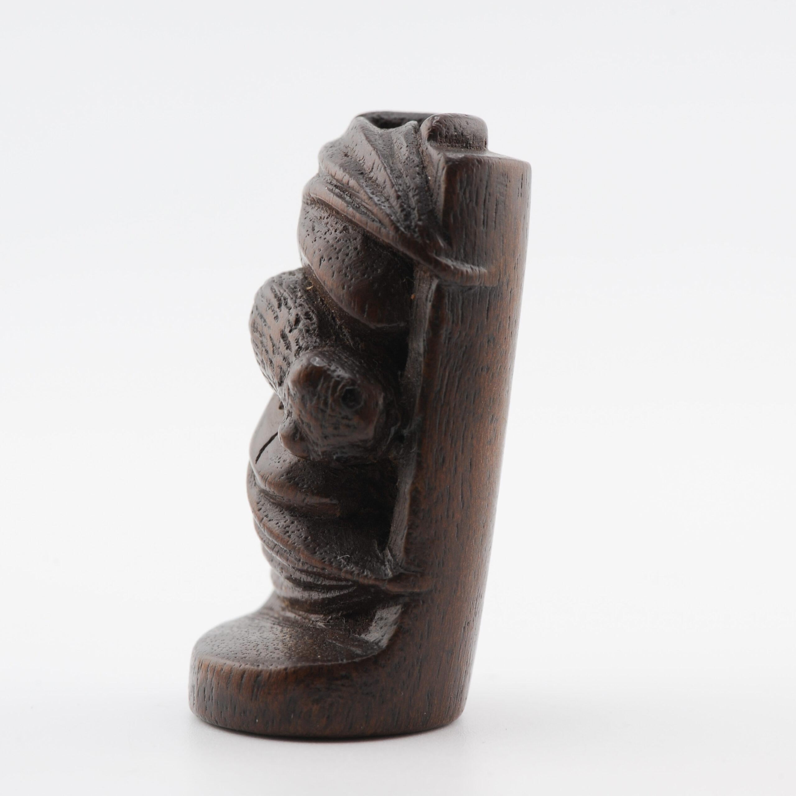 Old Wooden Netsuke 19/20th C Japanese Japan BAT Meiji Period For Sale 9
