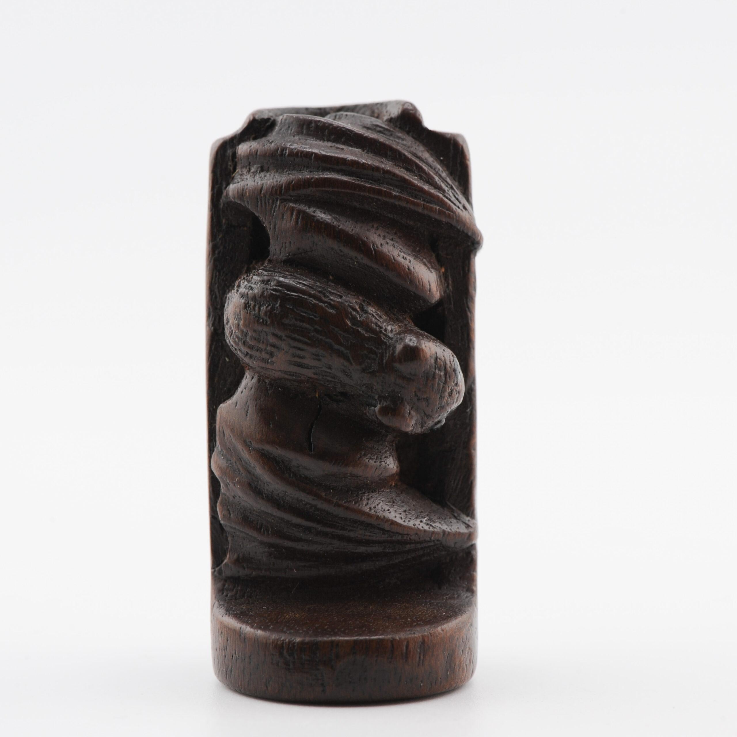 Old Wooden Netsuke 19/20th C Japanese Japan BAT Meiji Period For Sale 11