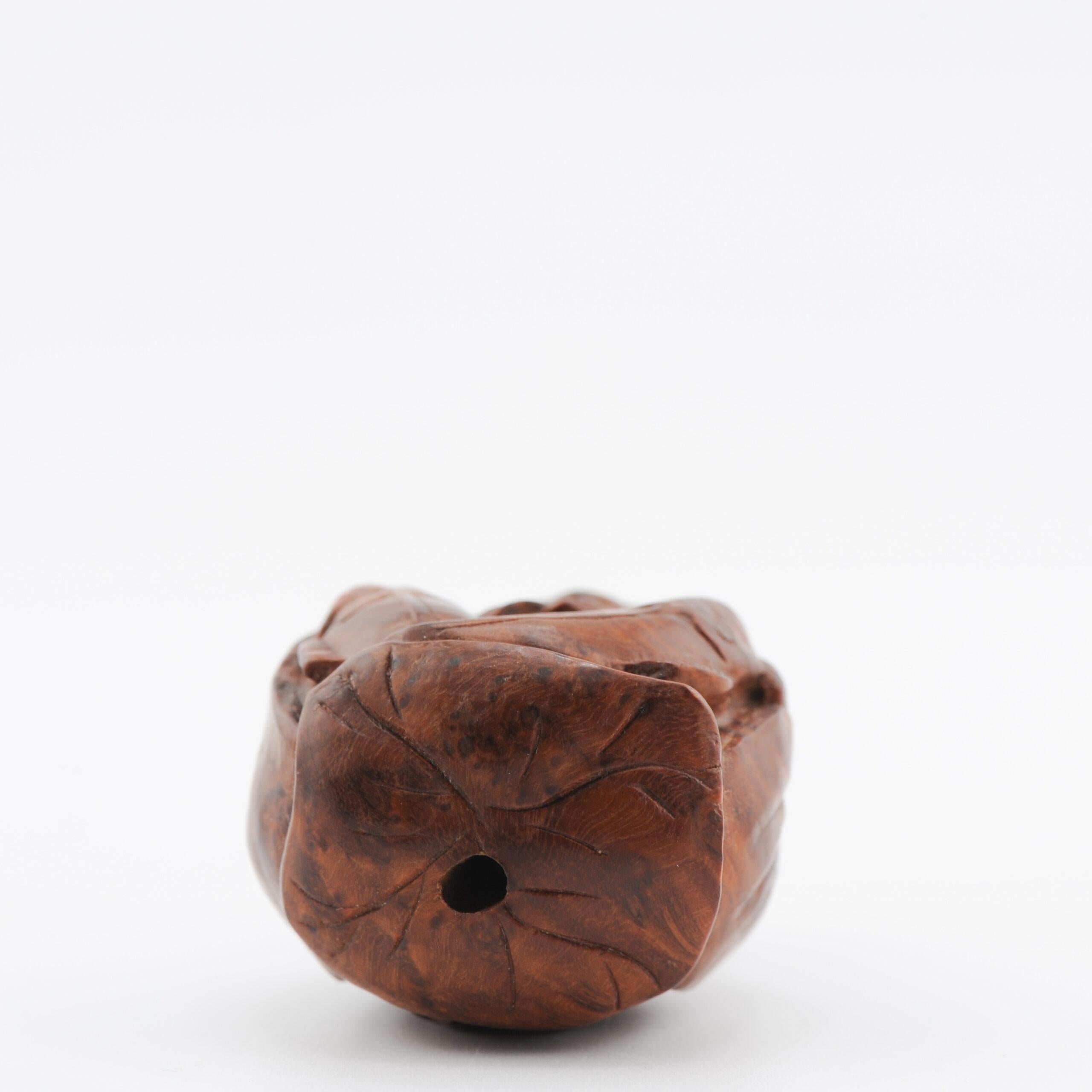 Altes Holznetzsuke 19./20. Jahrhundert Japanisches Japanischer Fischer Meiji-Periode im Angebot 3