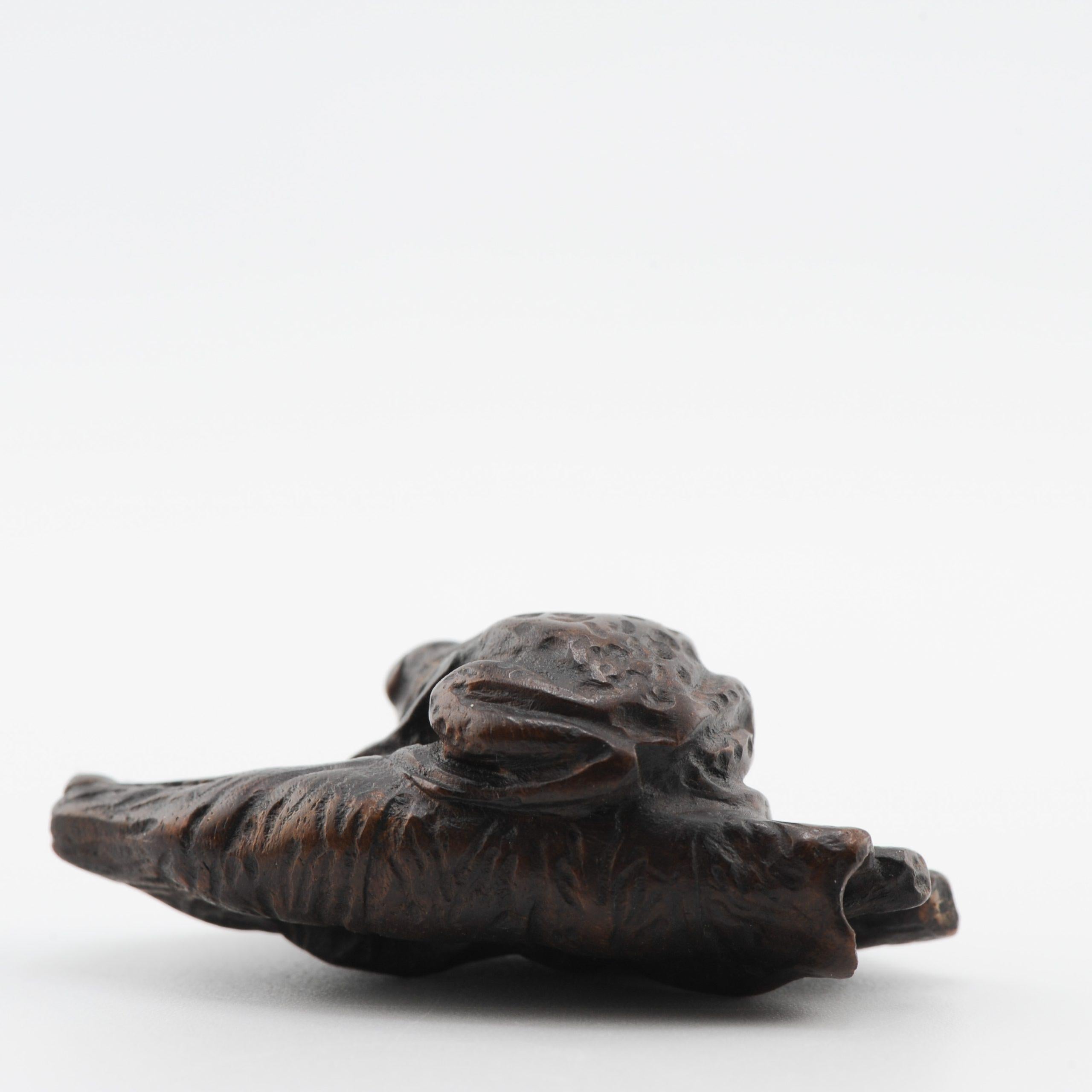 Old Wooden Netsuke 19/20th C Japanese Japan FROG Meiji Period For Sale 6