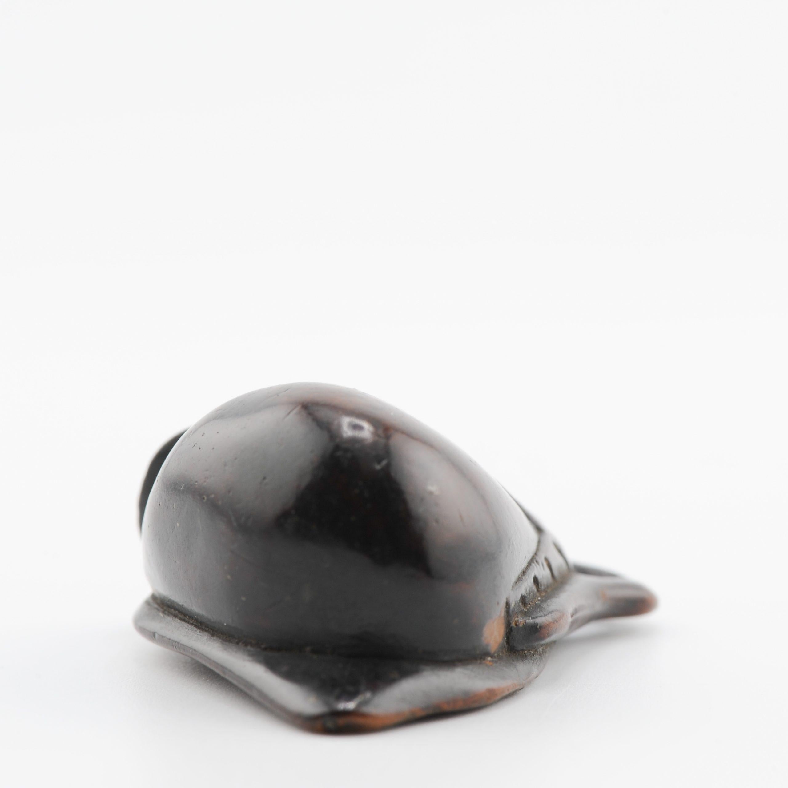 Old Wooden Netsuke Japanese Fruit Figure Meiji Period, 19/20th Century In Good Condition For Sale In Amsterdam, Noord Holland