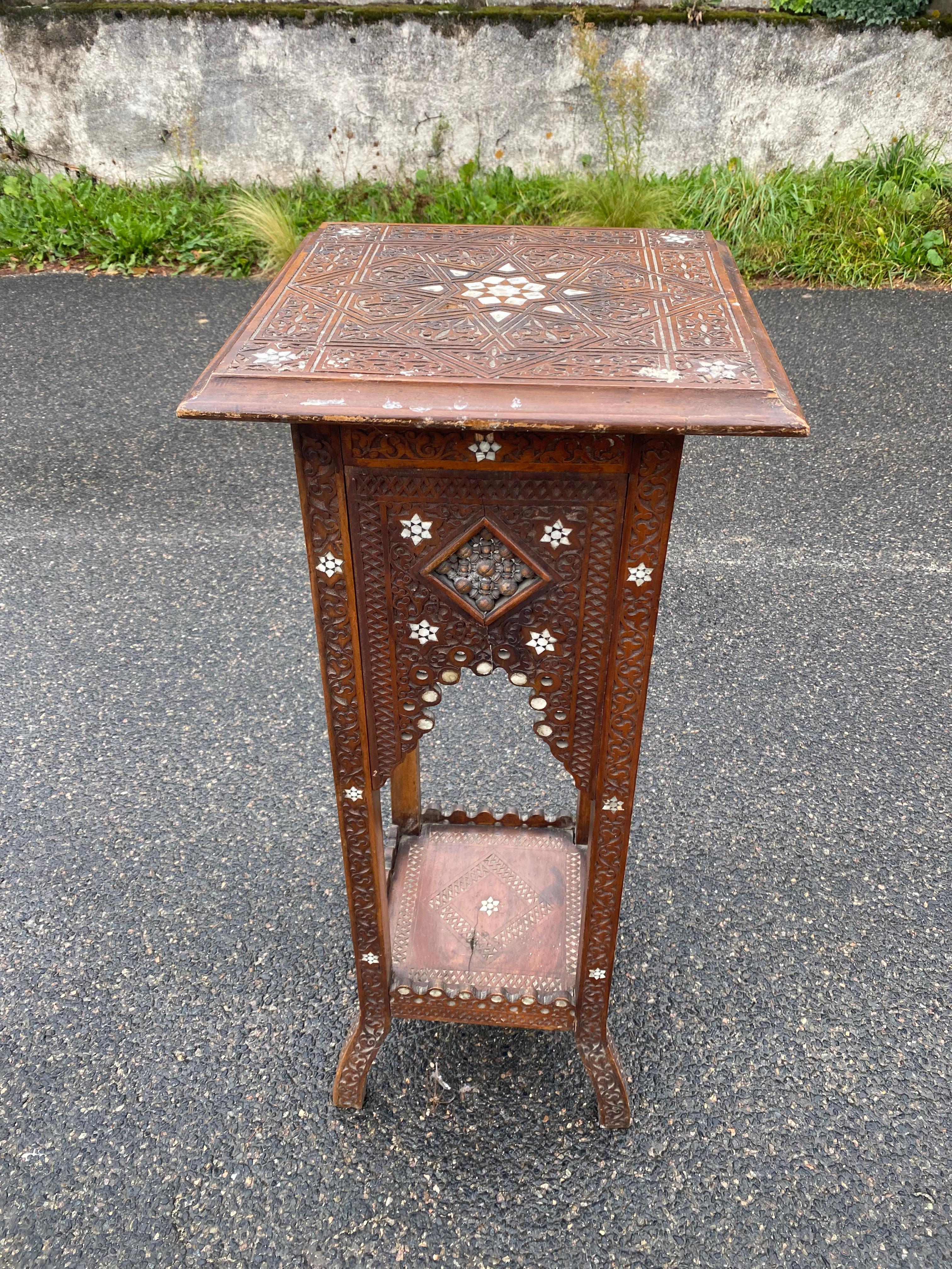Old wooden pedestal with bone and mother-of-pearl incrustation, oriental work  For Sale 4