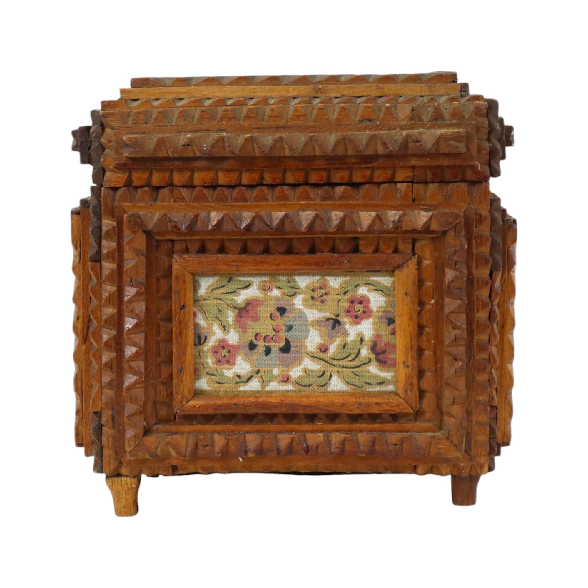 Caja de madera antigua Tramp Art Joyero Baratija Arte Popular Belga en venta
