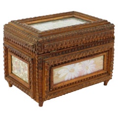 Caja de madera antigua Tramp Art Joyero Baratija Arte Popular