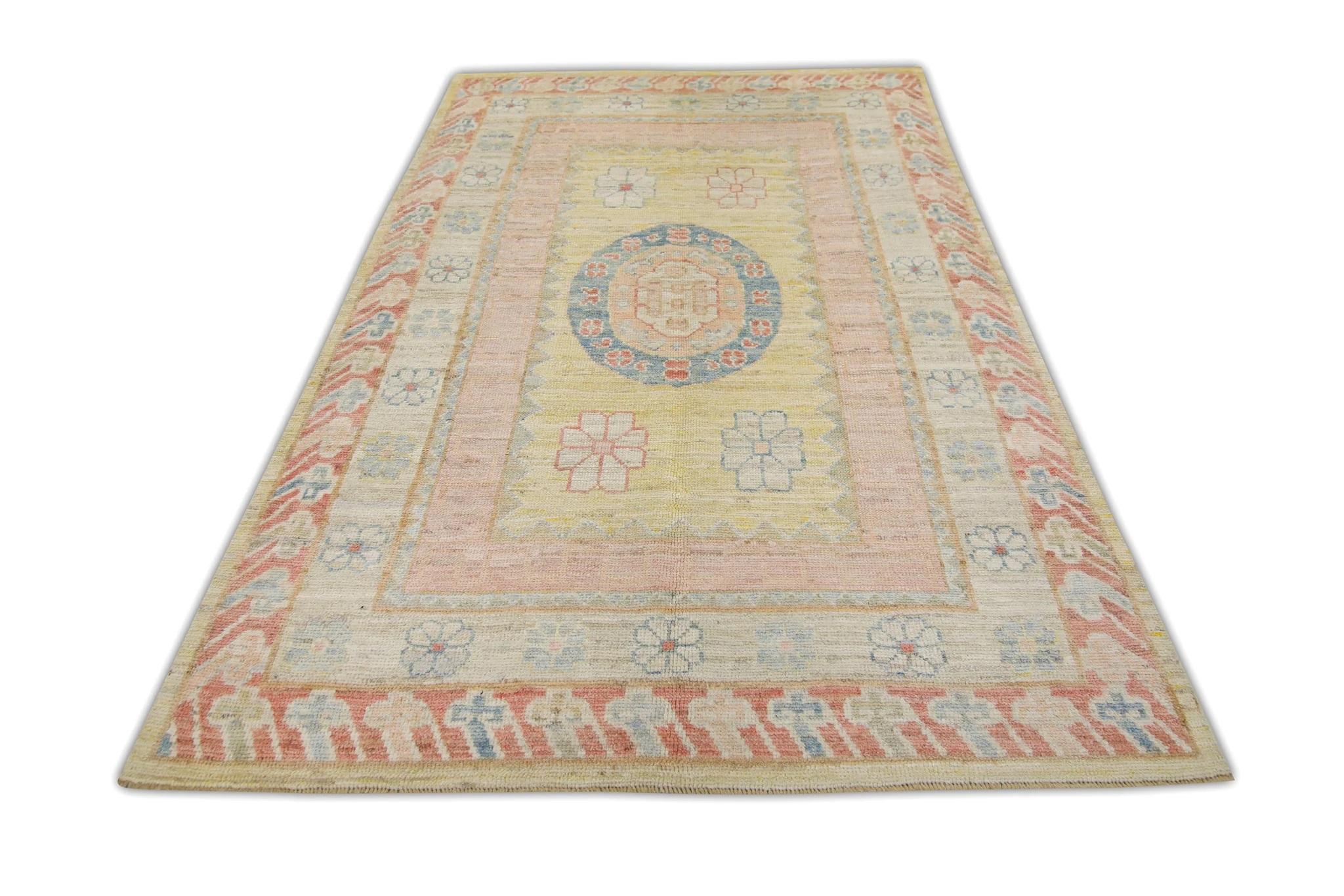 Multicolor Old Wool Turkish Oushak Rug Handwoven from Reclaimed Vintage Wool For Sale 1