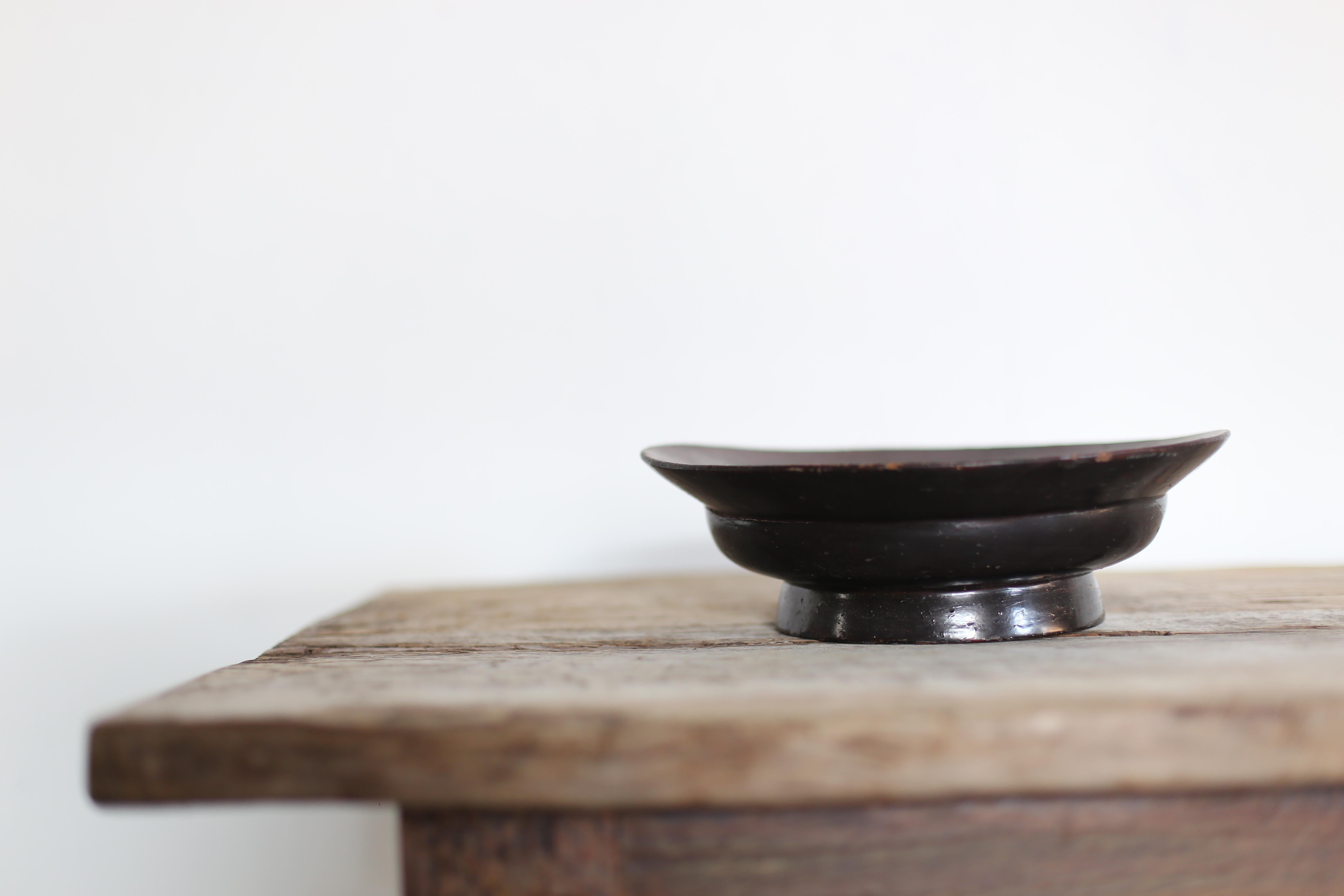 Old Work Bowl with Japanese Lacquer / Meiji-Taisho / Urushi For Sale 1