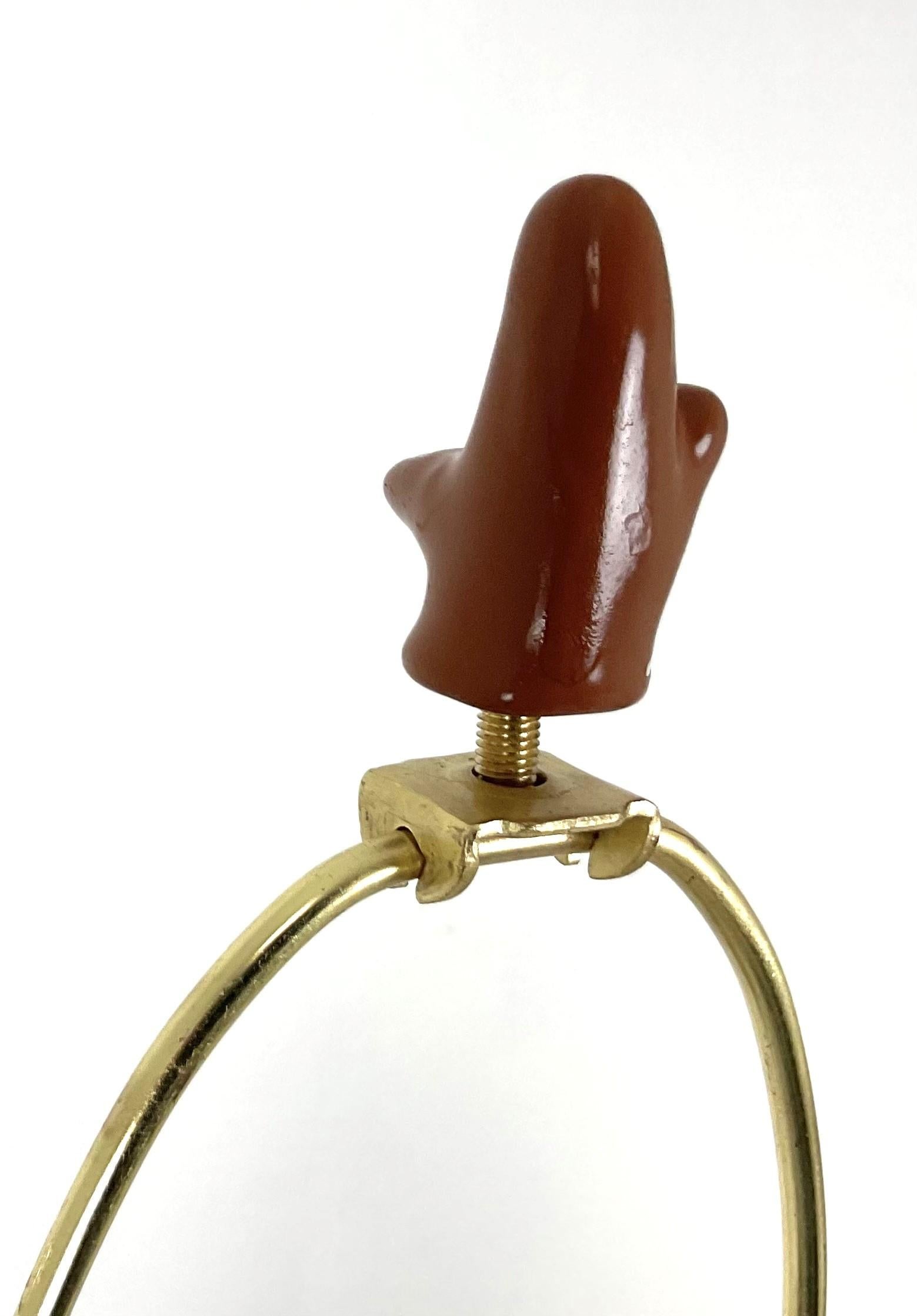Milieu du XXe siècle Lampe de table en bois de cyprès de Floride Old World en vente