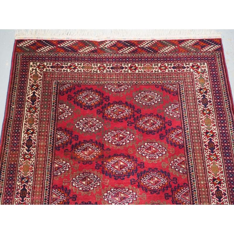 Old Yomut Turkmen Teppich in traditionellem Design von Yomut, um 1920/30 (Turkmenisch) im Angebot