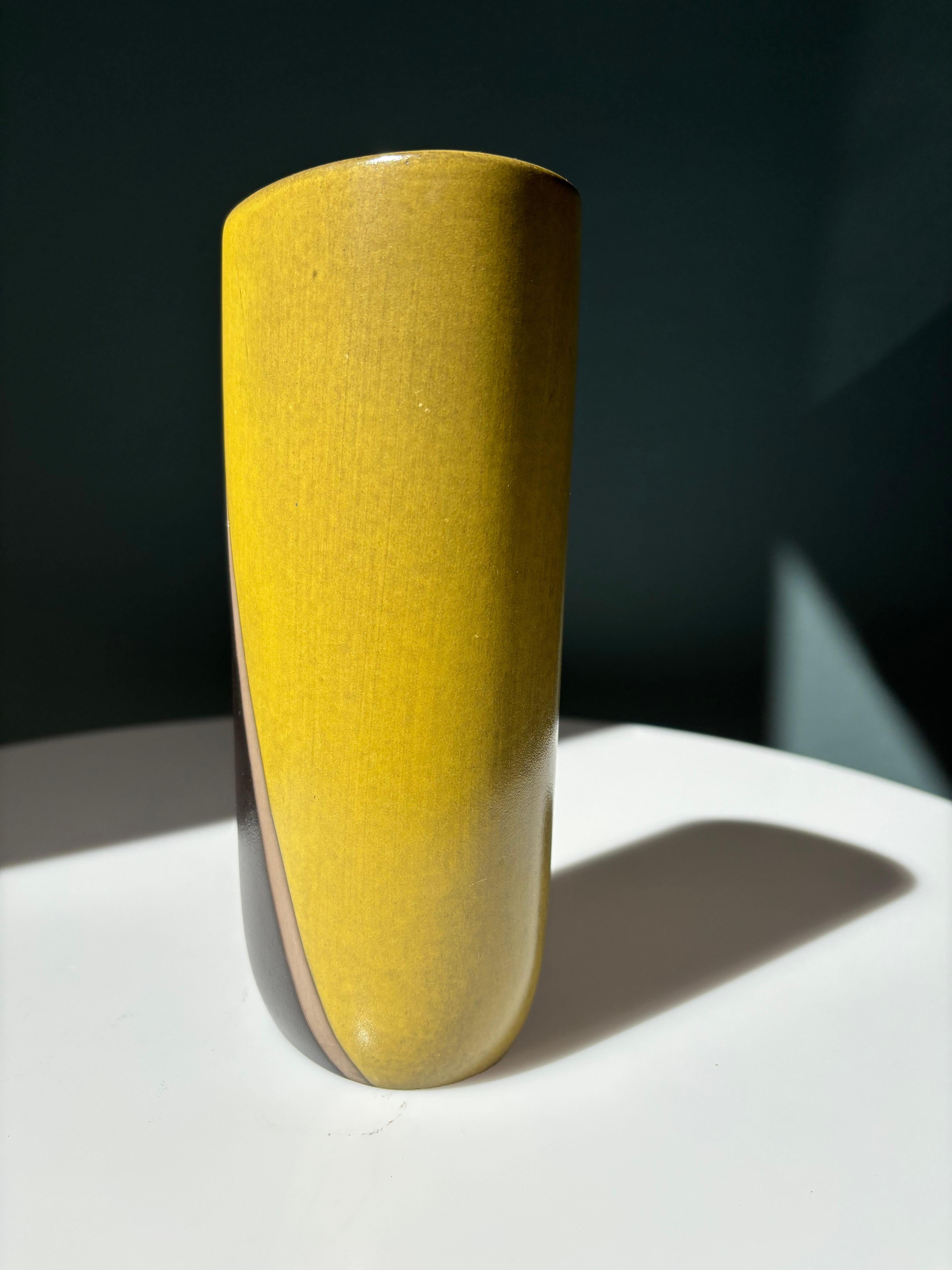 Glazed Oldfors Ekeby 1950s Graphic Modernist Vase For Sale