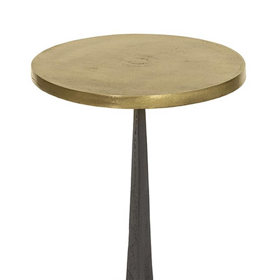 Side table oldies round with top in antique
metal finish in brass style with base in metal
black finish. Also available in table oldies round.