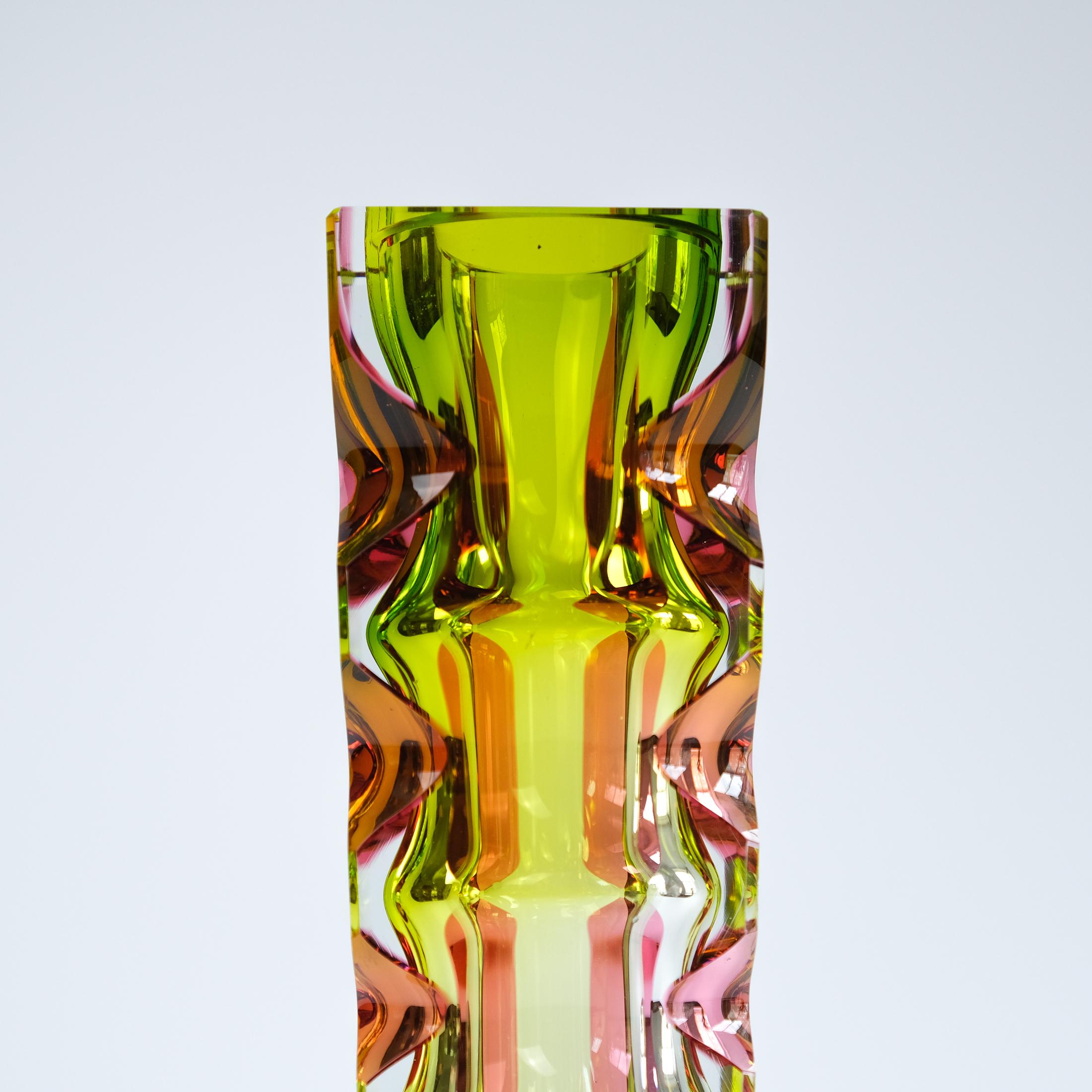 Oldrich Lipsky Cased & Cut Glass Vase For Novy Bor Exbor, Czechoslovakia c.1964 For Sale 4