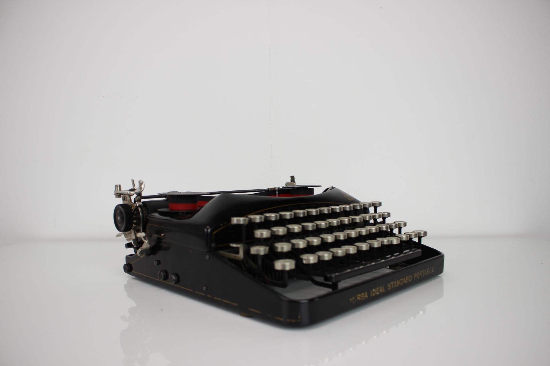 Oldschool-Schreibmaschine von Mirsa Ideal, Deutschland, 1934 (Art déco) im Angebot