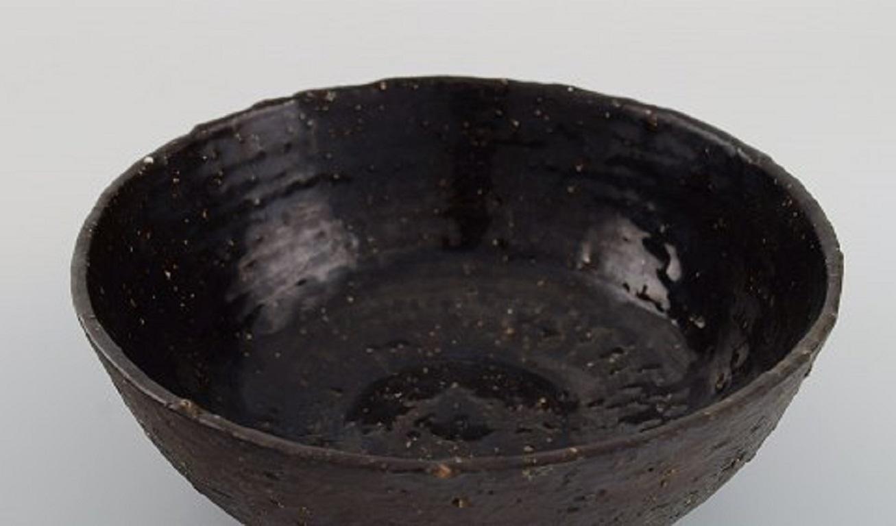 Glazed Ole Bjørn Krüger (1922-2007). Unique Bowl in Stoneware. 1960/1970's For Sale