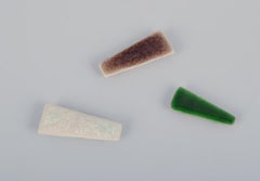 Ole Bjørn Krüger. Ten unique brooches in glazed stoneware.