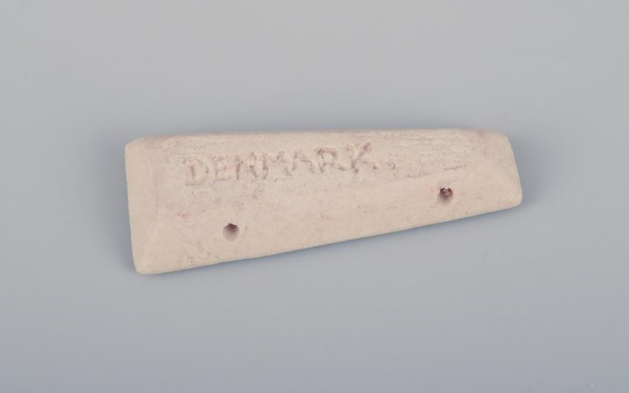 Ole Bjørn Krüger. Diez broches únicos de gres esmaltado. en venta 3