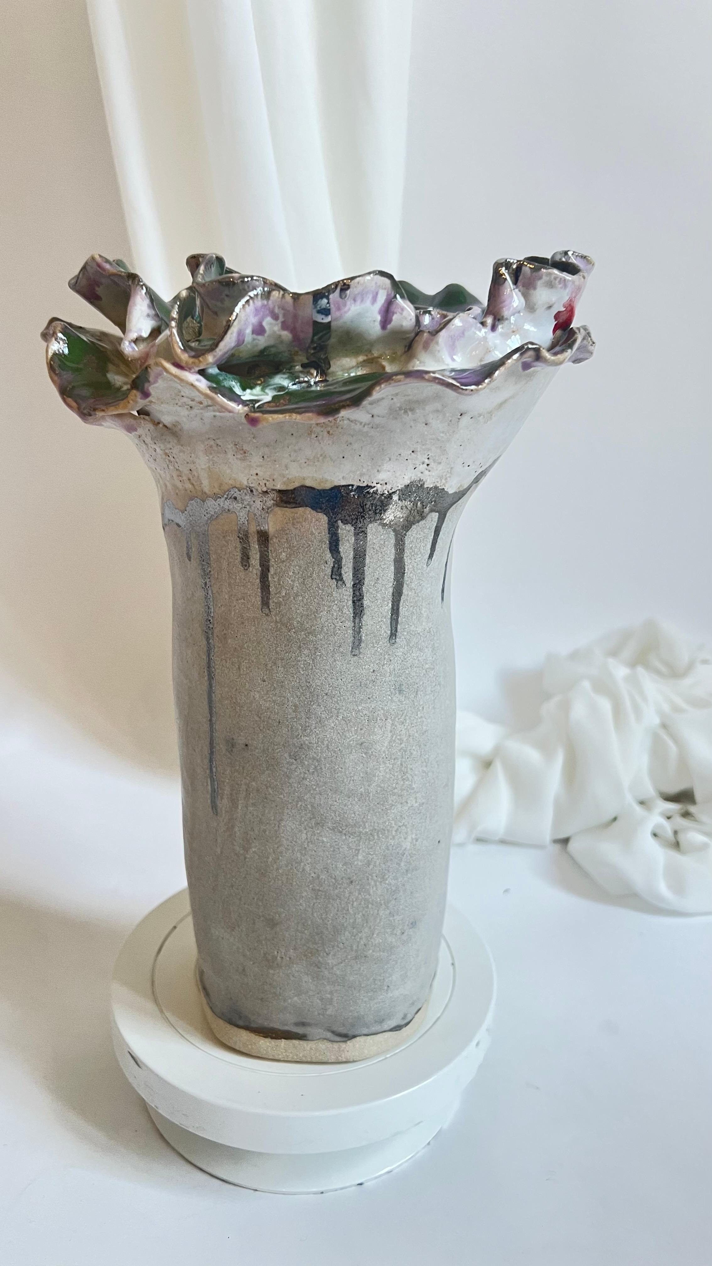 Vaso unico in gres della Collectional Greene & Greene di Hania Jneid in vendita 4