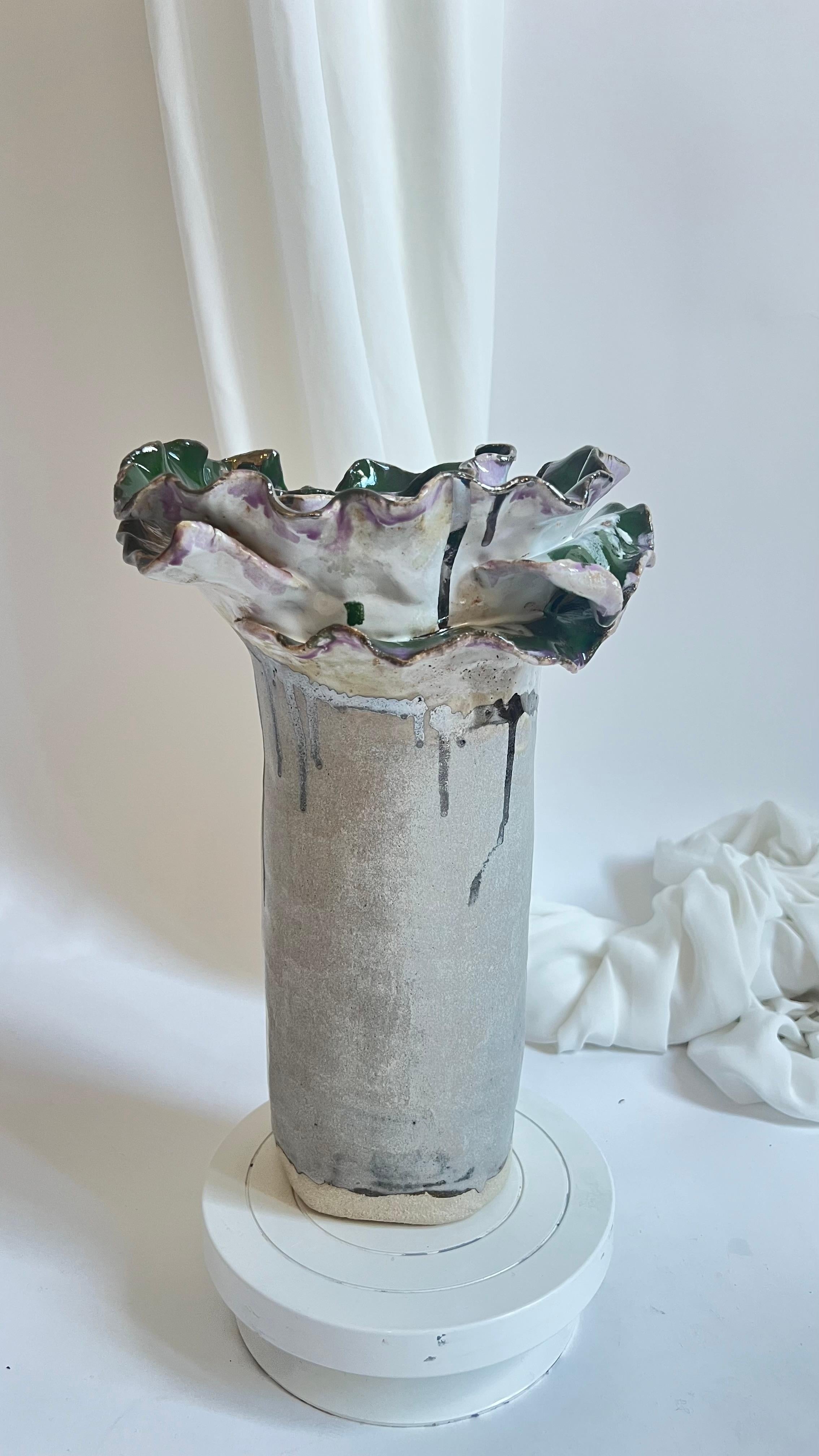 XXI secolo e contemporaneo Vaso unico in gres della Collectional Greene & Greene di Hania Jneid in vendita