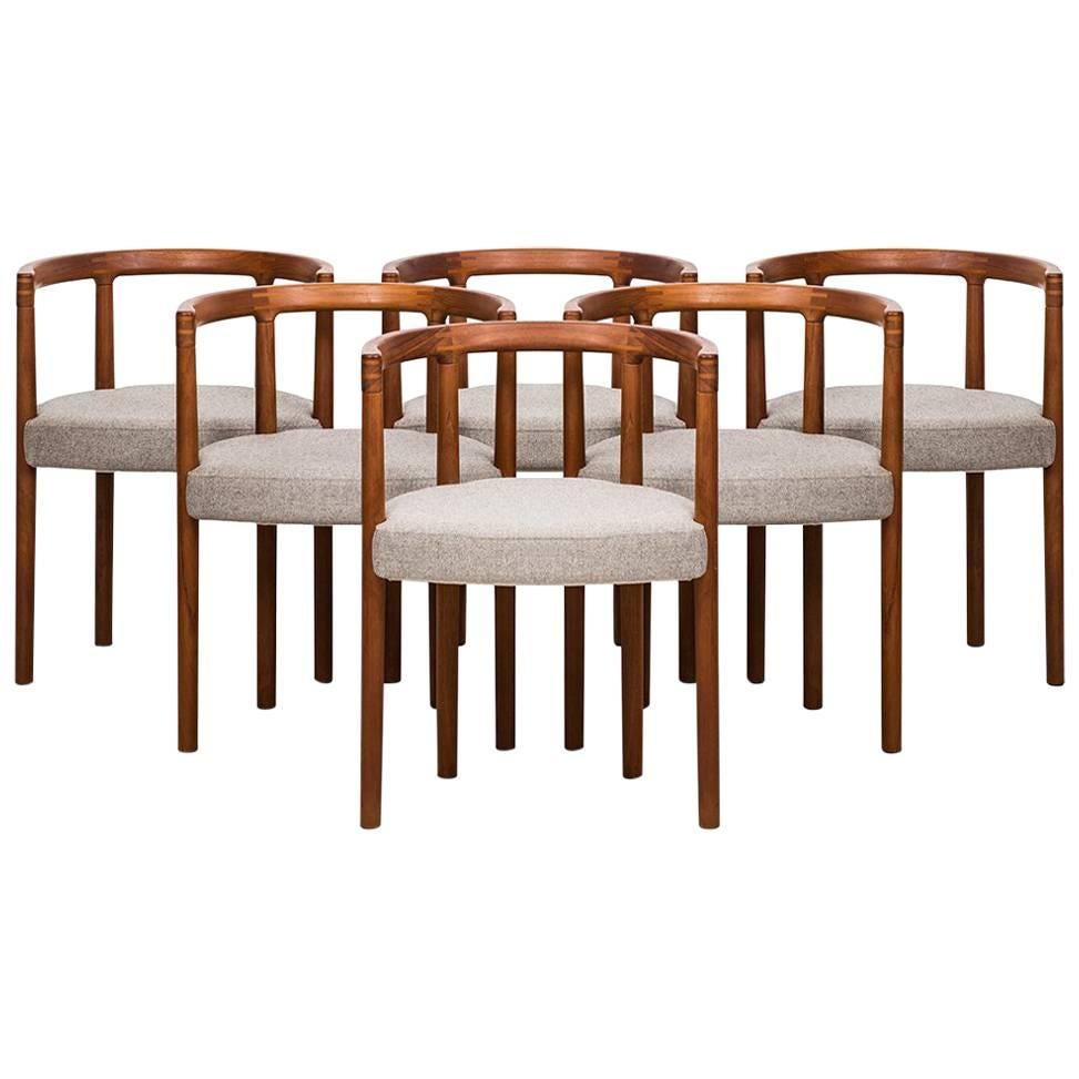 Ole Gjerløv-Knudsen Dining Chairs Model 195 by France & Son in Denmark For Sale