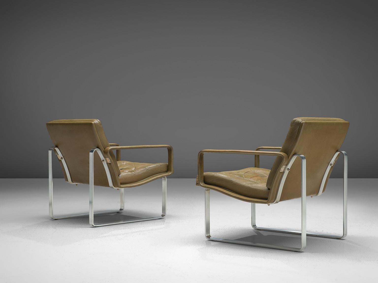 Danish Ole Gjerløv-Knudsen & Torben Lind Pair of Lounge Chairs in Olive Green Leather For Sale